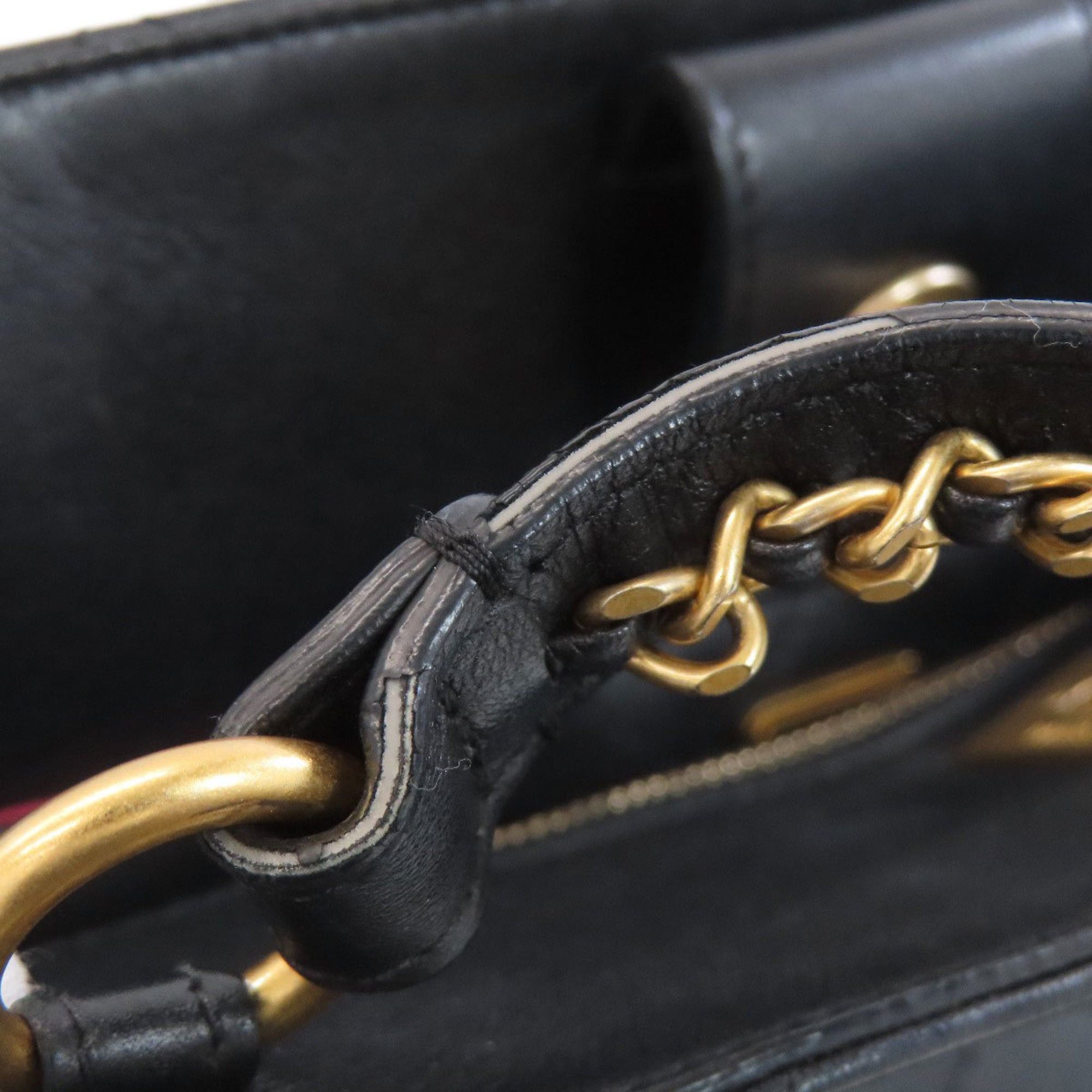 Chanel CHANEL Matelasse Gold Hardware Tote Bag Calfskin Women's Size ONE SIZE - 24 Thumbnail