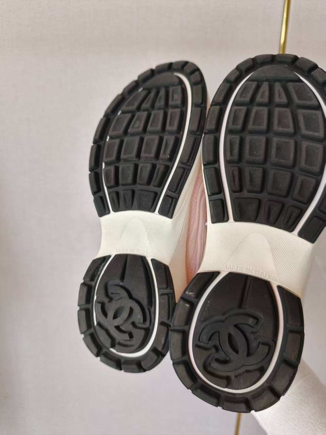 Chanel Chanel Women's Sneakers Size US 4.5 / IT 34.5 - 7 Thumbnail