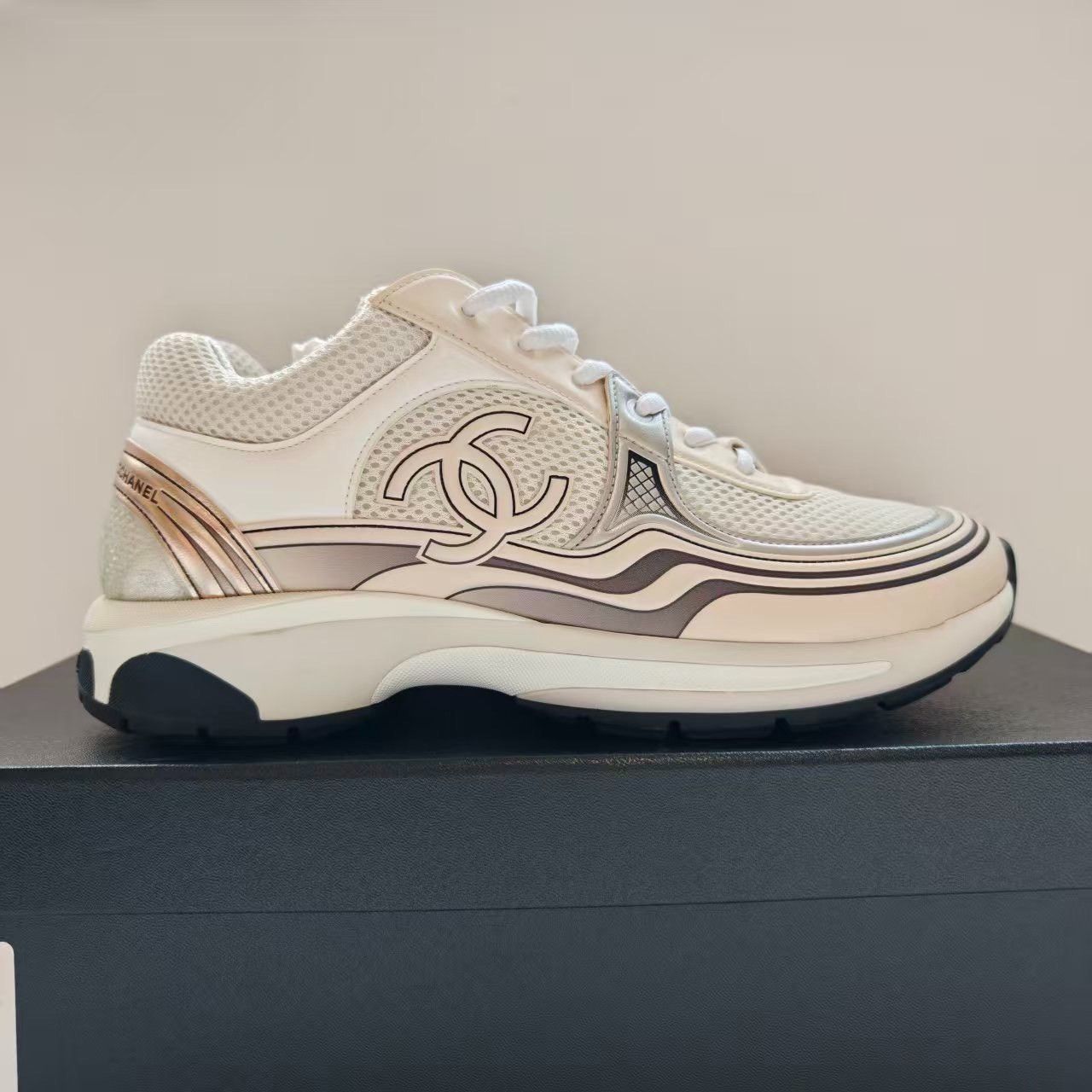 Chanel Chanel Men's Size 42 Sneakers Size US 9 / EU 42 - 2 Thumbnail