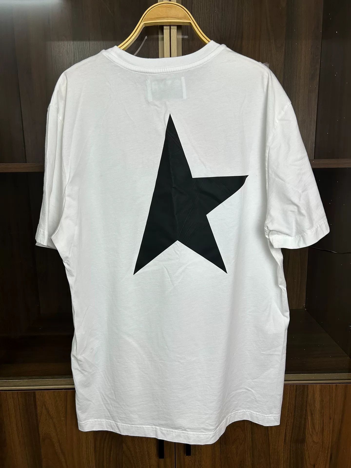 Golden Goose Golden Goose White Star Back T-shirt Size US M / EU 48-50 / 2 - 6 Thumbnail