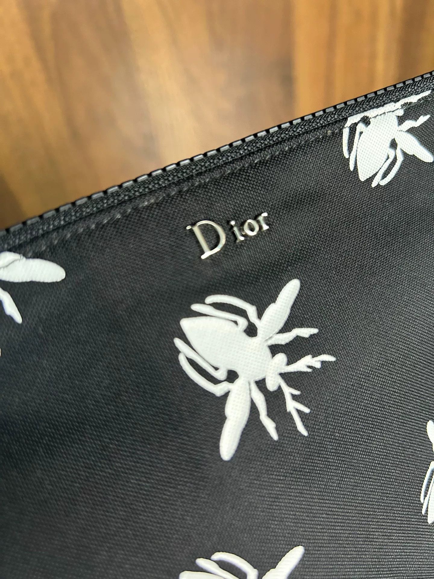 Dior Dior Bee Pattern Clutch Bag Size ONE SIZE - 4 Thumbnail