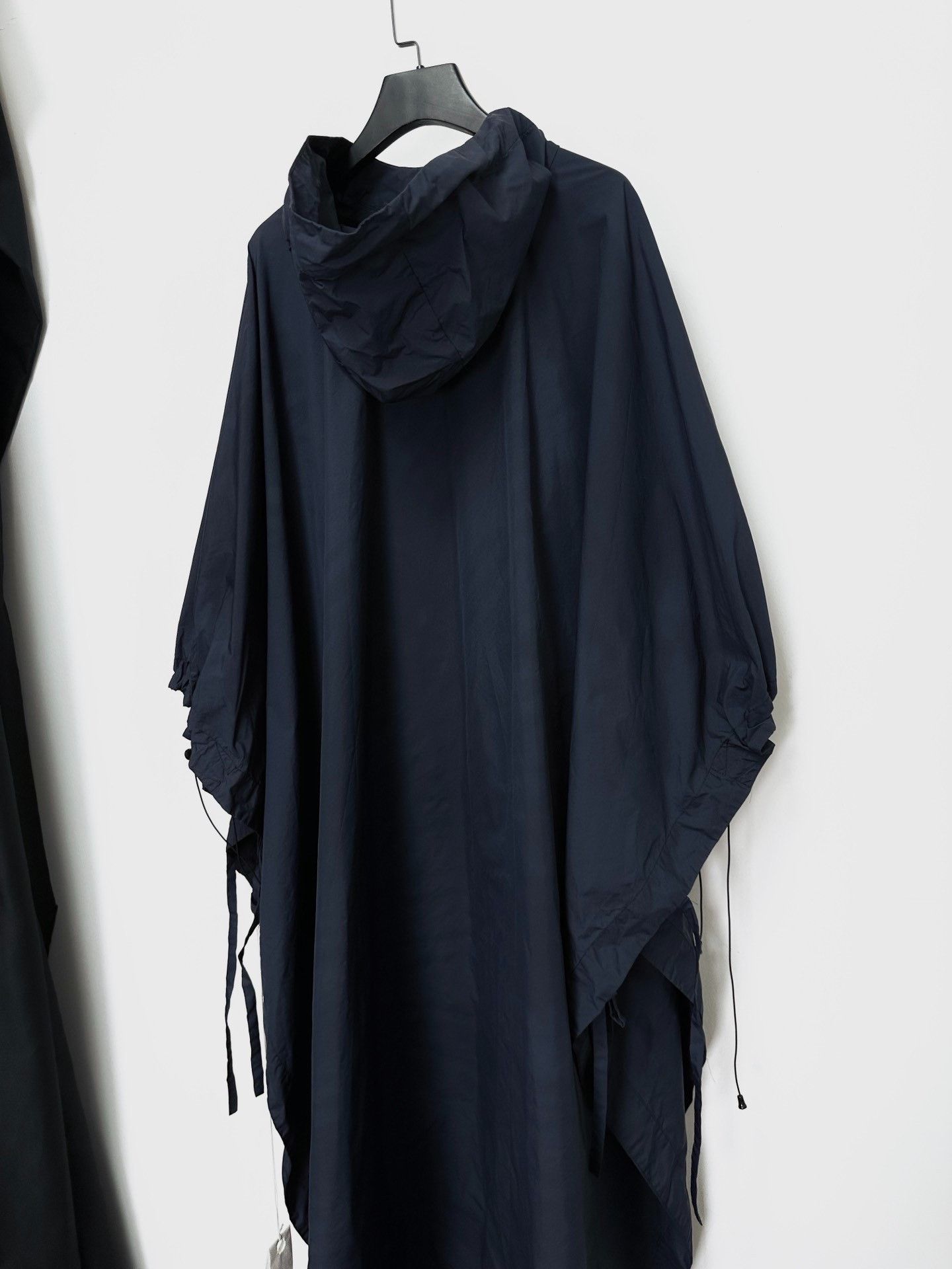 Casey Casey CASEY CASEY Waterproof Poncho Coat Size US M / EU 48-50 / 2 - 3 Thumbnail