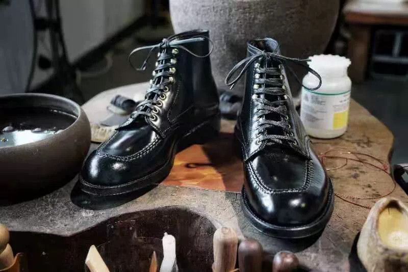 Alden Alden Indy Black Shell Cordovan Boots Size US 6 / EU 39 - 2 Thumbnail