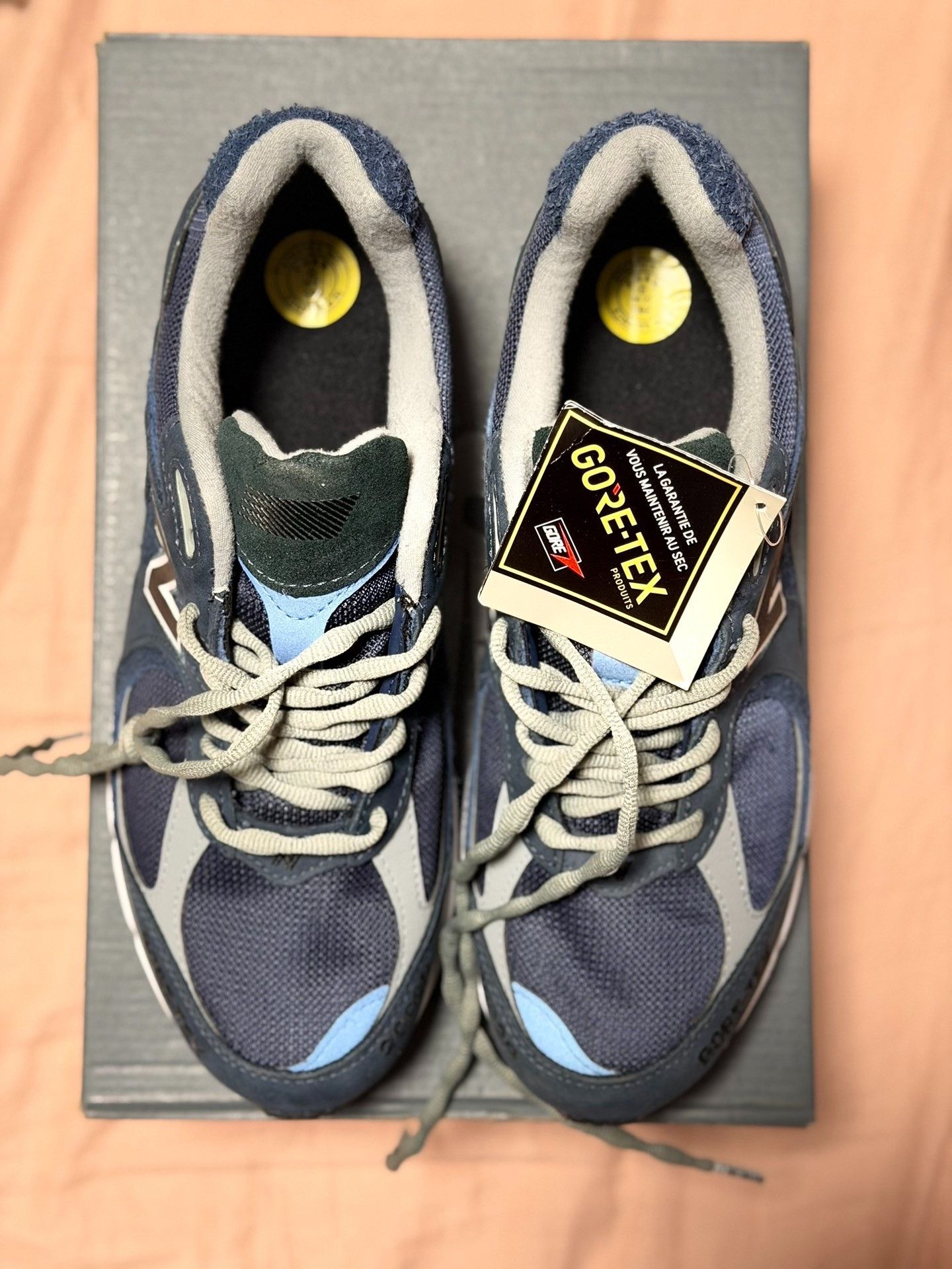 New Balance N.HOOLYWOOD x INVINCIBLE x New Balance 2002R Size US 9 / EU 42 - 2 Thumbnail