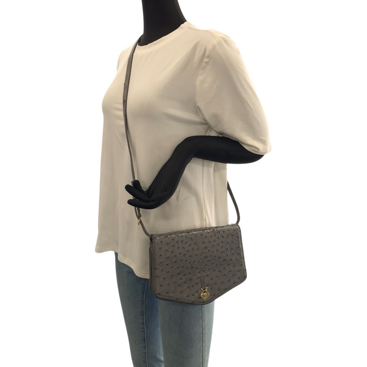 Bally Bally Bally Ostrich Leather Shoulder Bag Leather Shoulder Bag DUTY FREE for USA Size ONE SIZE - 7 Thumbnail