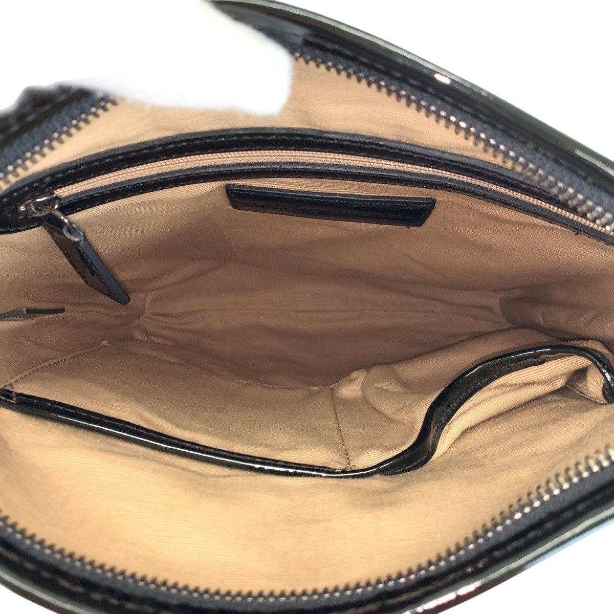 Burberry Burberry Burberry Check PVC Patent Leather Shoulder Bag Plastic / Synthetic Shoulder Bag DUTY FREE for USA Size ONE SIZE - 9 Thumbnail