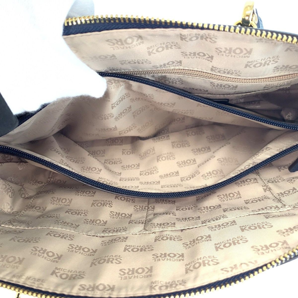 Michael Kors Michael Kors Michael Kors 2way Leather Bag Leather Shoulder Bag DUTY FREE for USA Size ONE SIZE - 9 Thumbnail