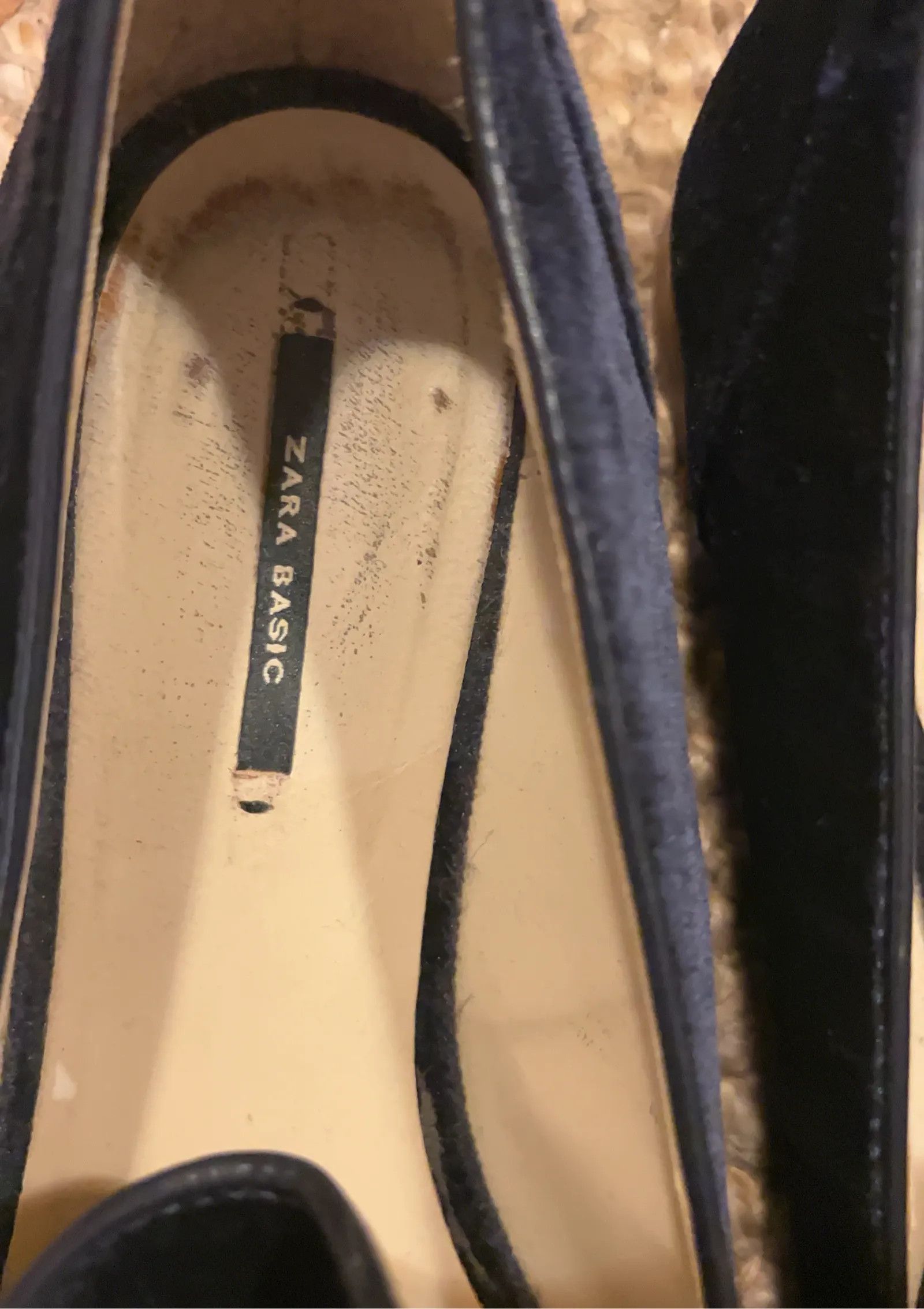 Zara Zara Velvet Loafers Size US 10 / IT 40 - 2 Thumbnail