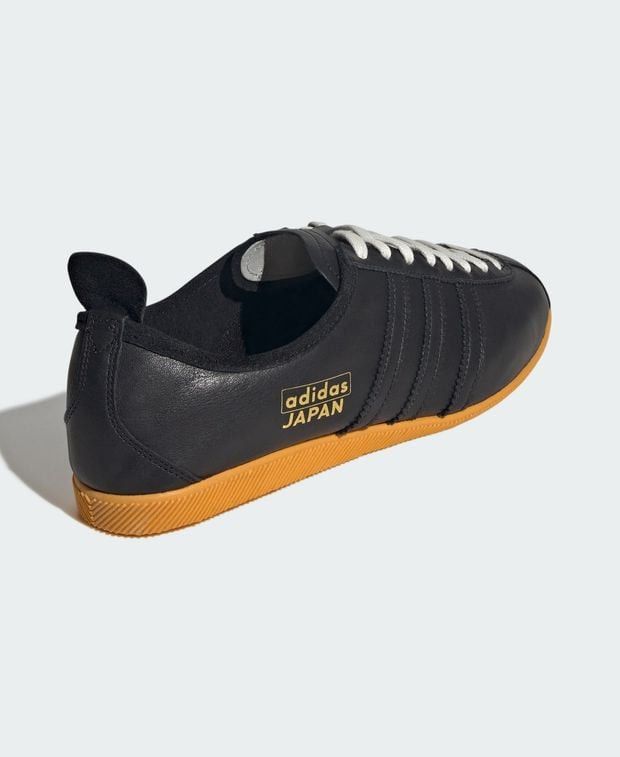 Adidas Sneakers Size US 9 / EU 42 - 2 Thumbnail