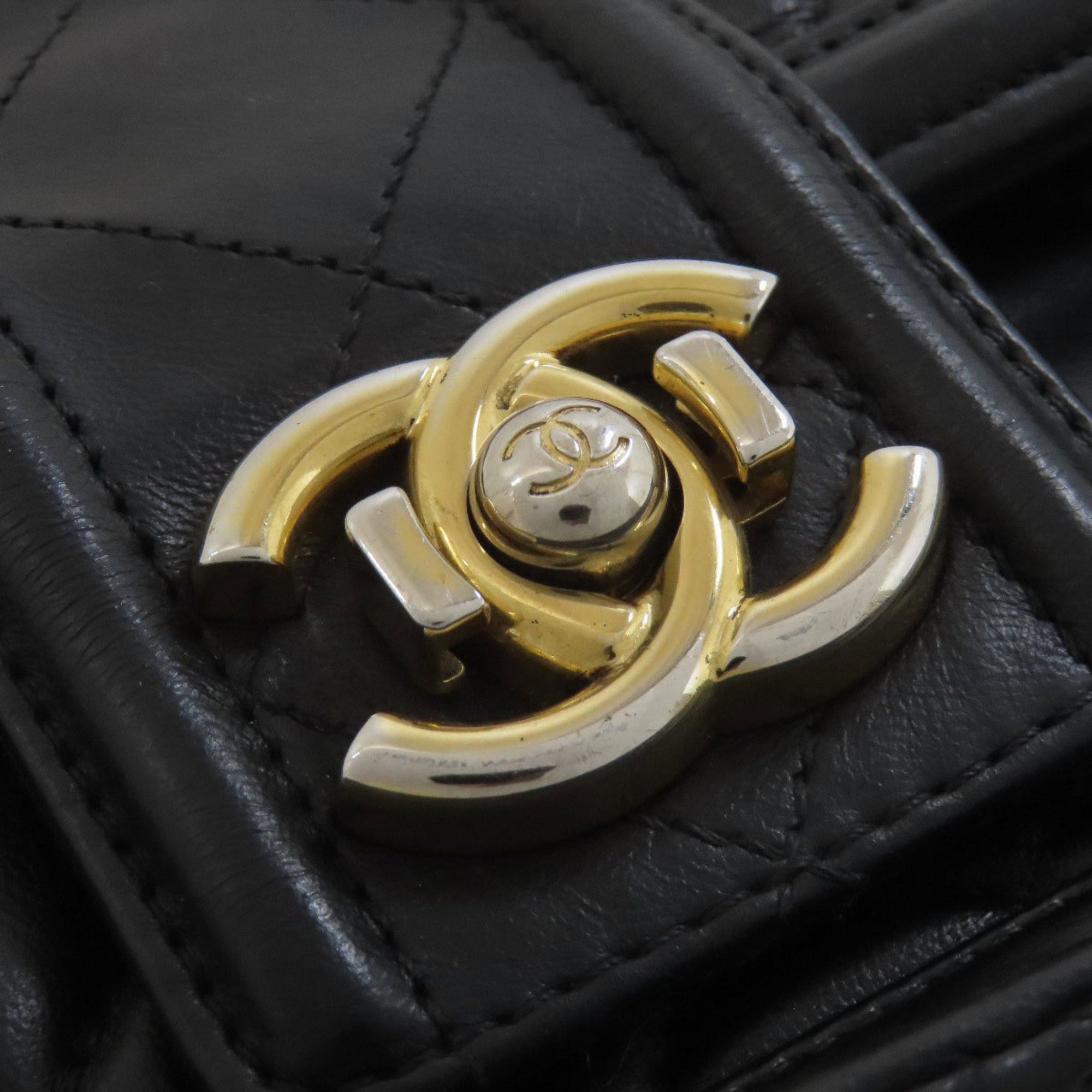 Chanel CHANEL Chain Shoulder Bag, Matelasse, Gold Hardware, Lambskin, Women's, Size ONE SIZE - 18 Thumbnail