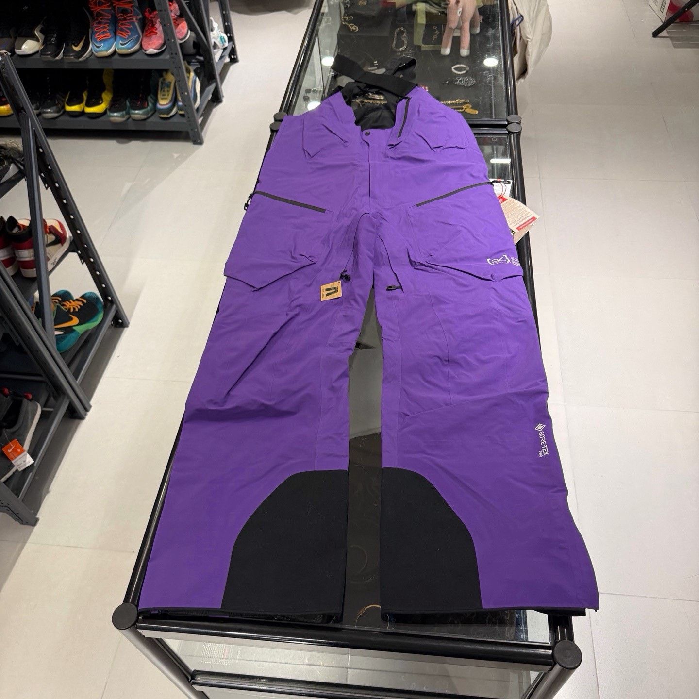 Burton BURTON AK457 GORE-TEX PRO Guide Ski Pants Size US 35 - 2 Thumbnail