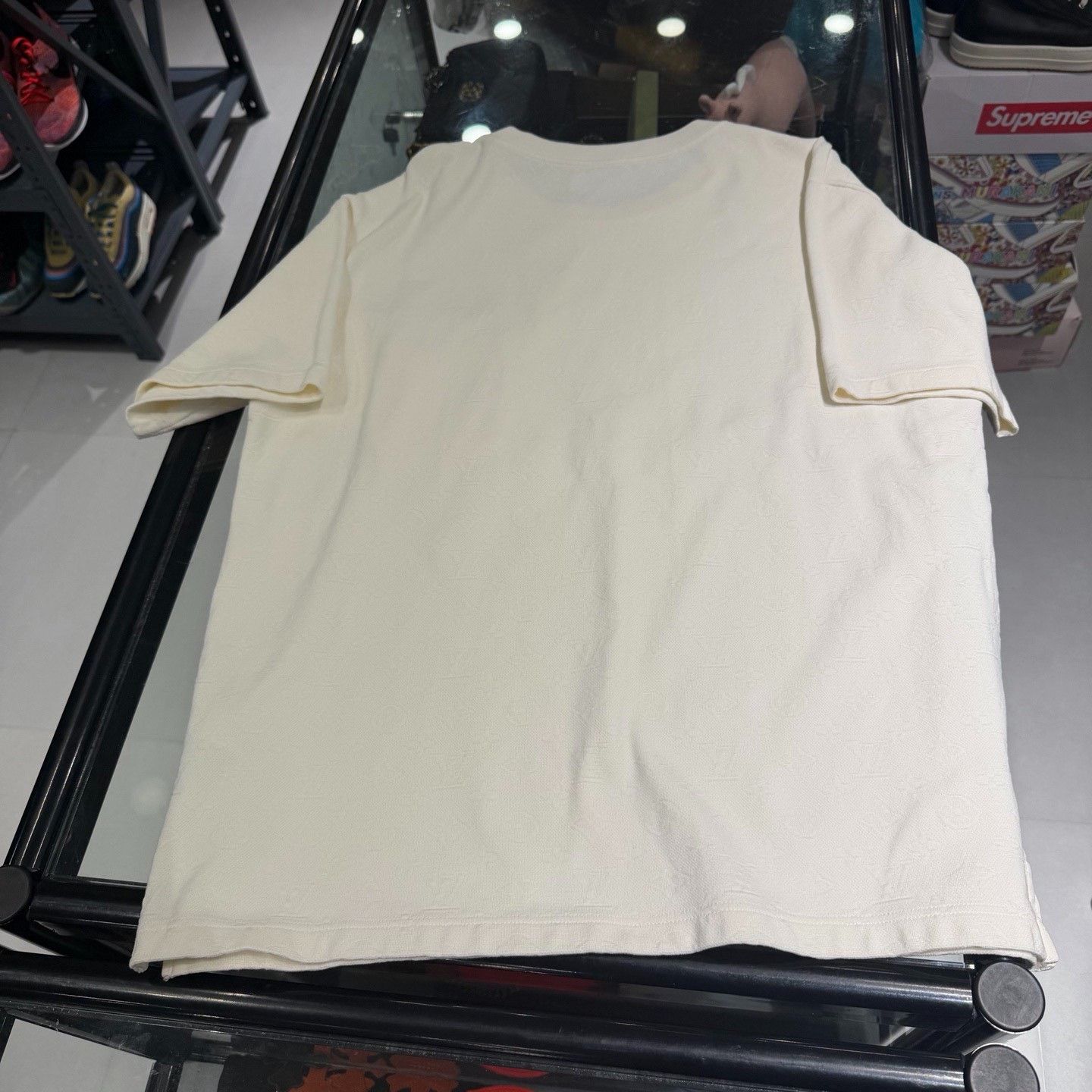 Louis Vuitton Louis Vuitton White All-Over Print Pocket Tee Size US XL / EU 56 / 4 - 7 Thumbnail