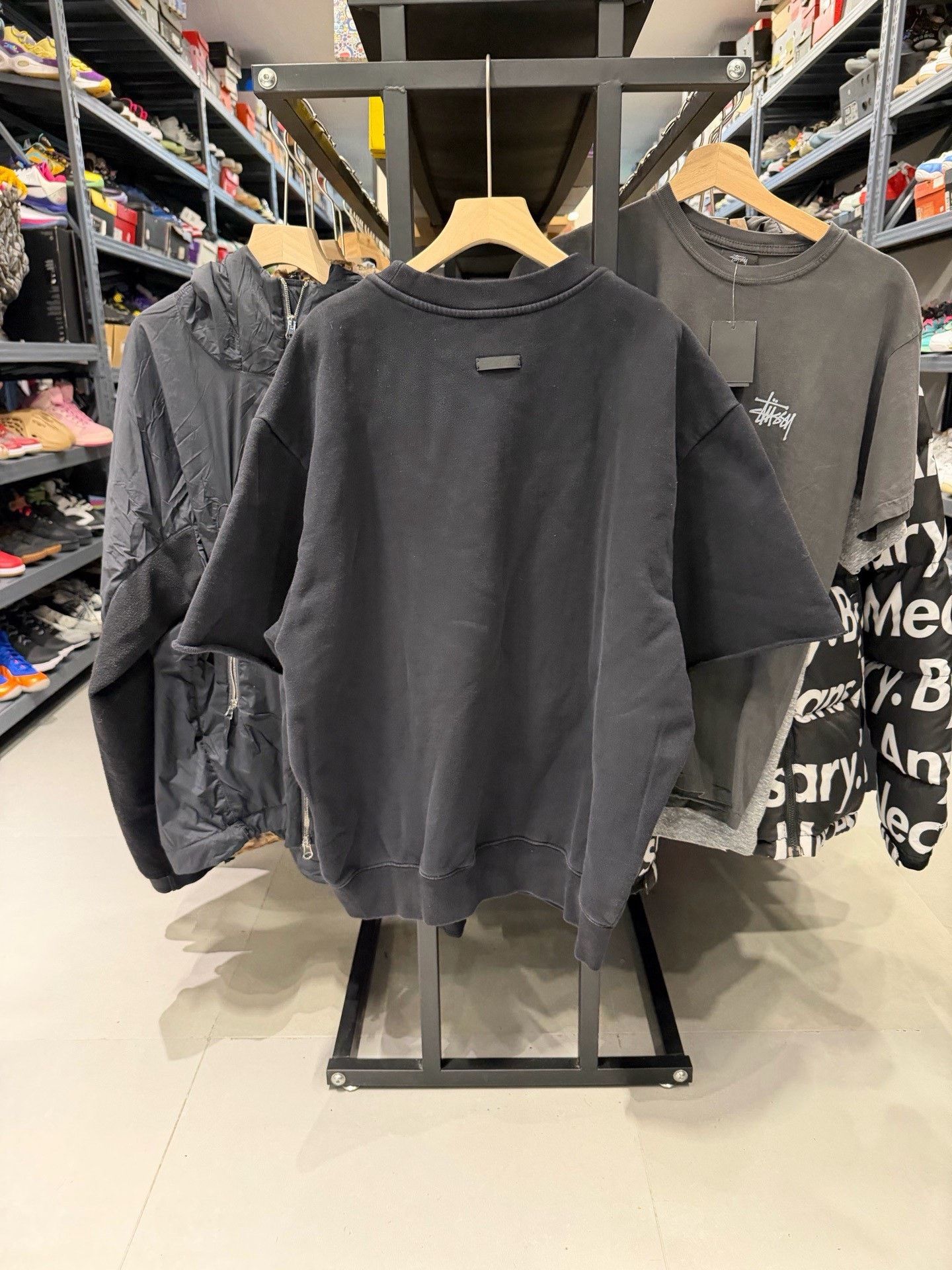 Fear of God FEAR OF GOD 7th Season Grays Henley Short Sleeve Size US L / EU 52-54 / 3 - 2 Thumbnail