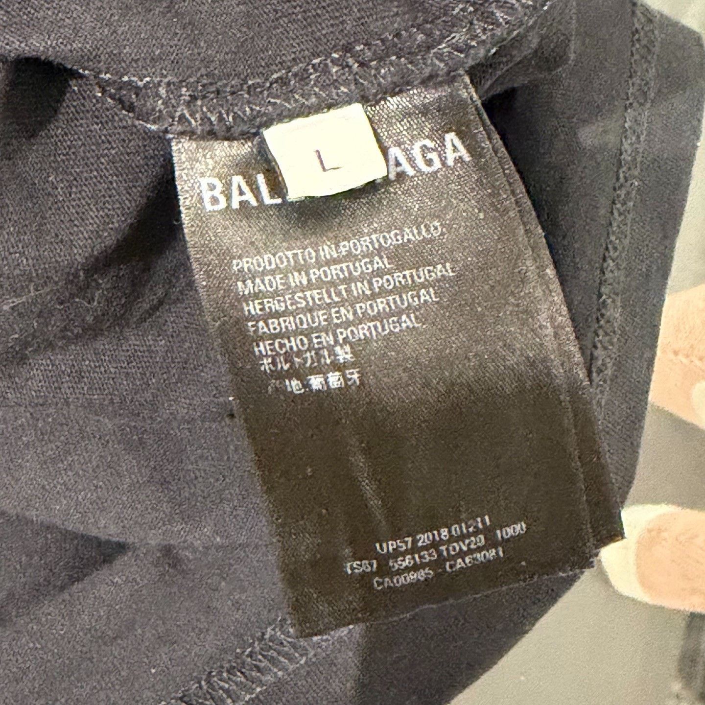 Balenciaga Balenciaga Tech Short Sleeve T-Shirt Size US L / EU 52-54 / 3 - 3 Thumbnail