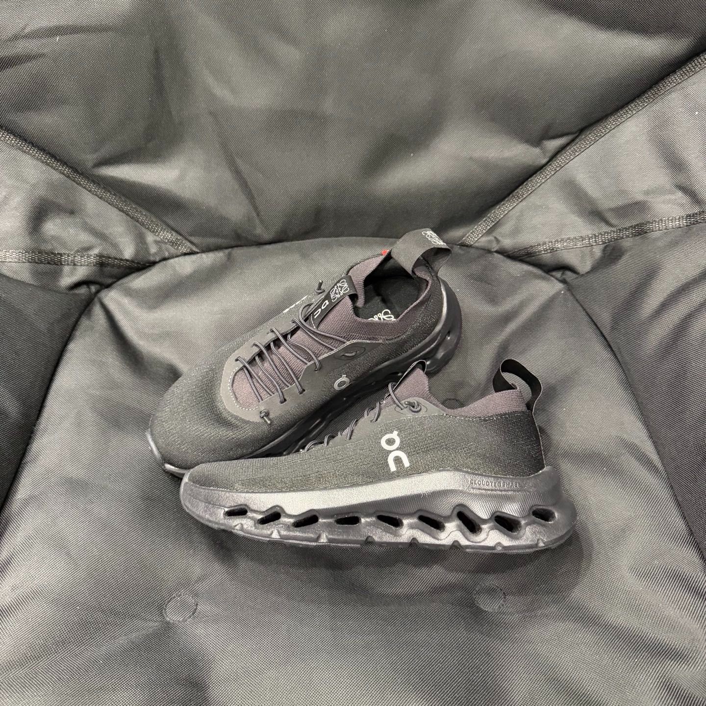 Loewe LOEWE Cloudtilt Fabric Running Shoes Size US 5 / IT 35 - 2 Thumbnail