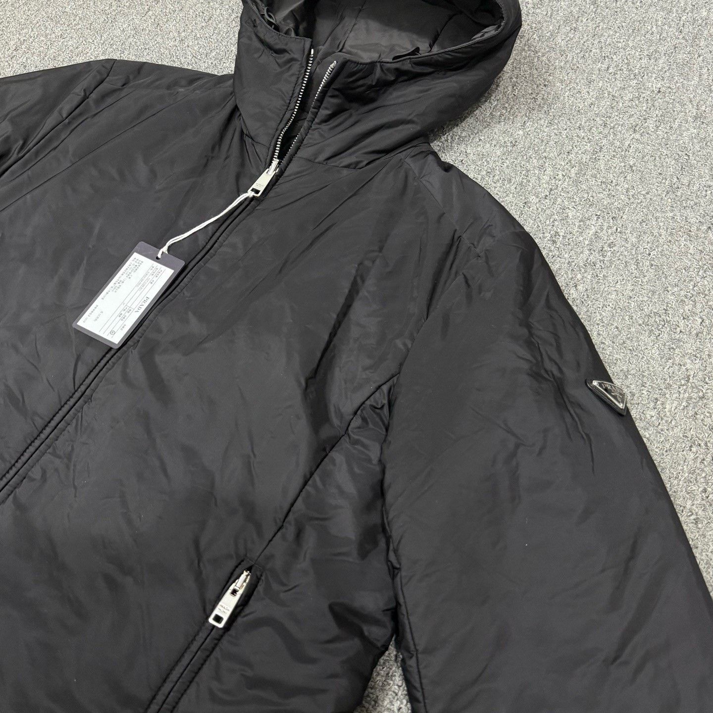 Prada Prada Black Reversible Puffer Jacket Size US M / EU 48-50 / 2 - 3 Thumbnail