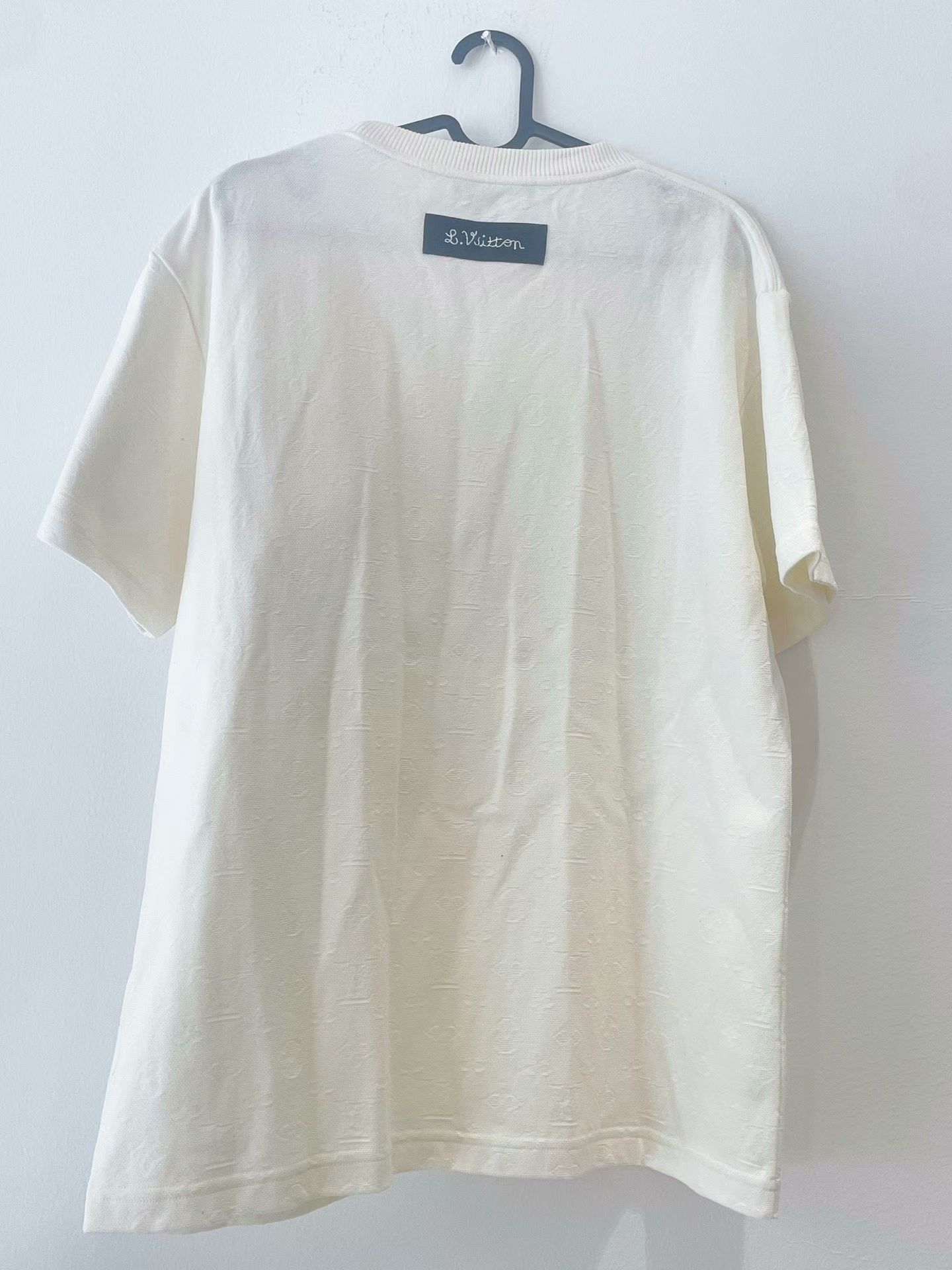 Louis Vuitton LV White Logo T-Shirt with Monkey Doll Size US M / EU 48-50 / 2 - 2 Thumbnail