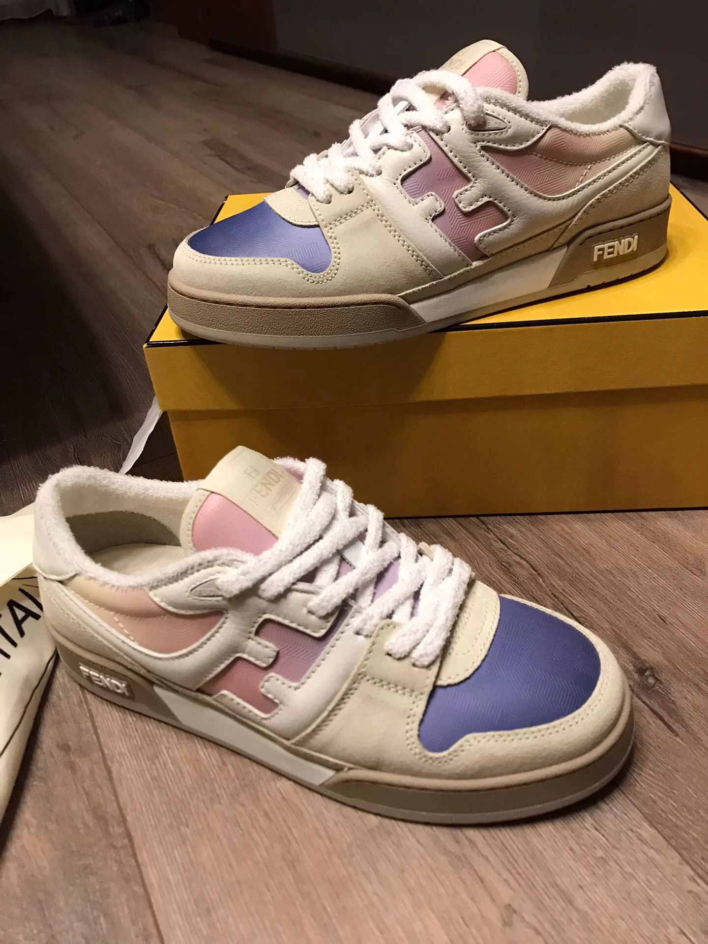 Fendi Fendi Casual Leather Shoes Size US 9 / EU 42 - 7 Thumbnail
