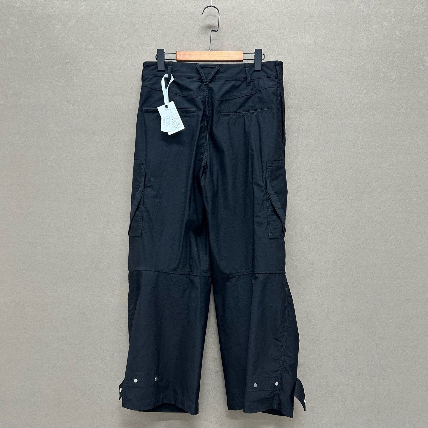 Bottega Veneta Bottega Veneta Black Cargo Pants Size US 32 / EU 48 - 2 Thumbnail