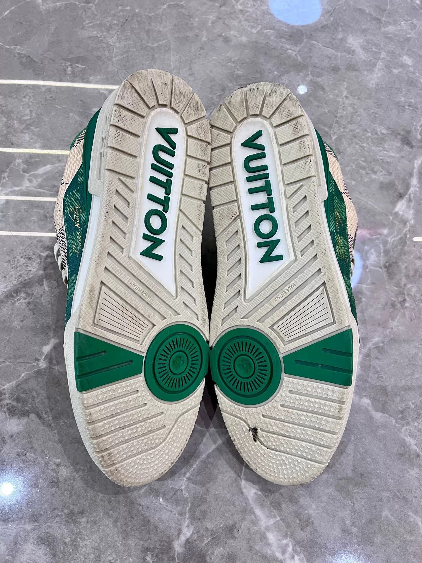 Louis Vuitton Louis Vuitton Checkerboard Trainer Sneakers Size US 9 / EU 42 - 5 Thumbnail