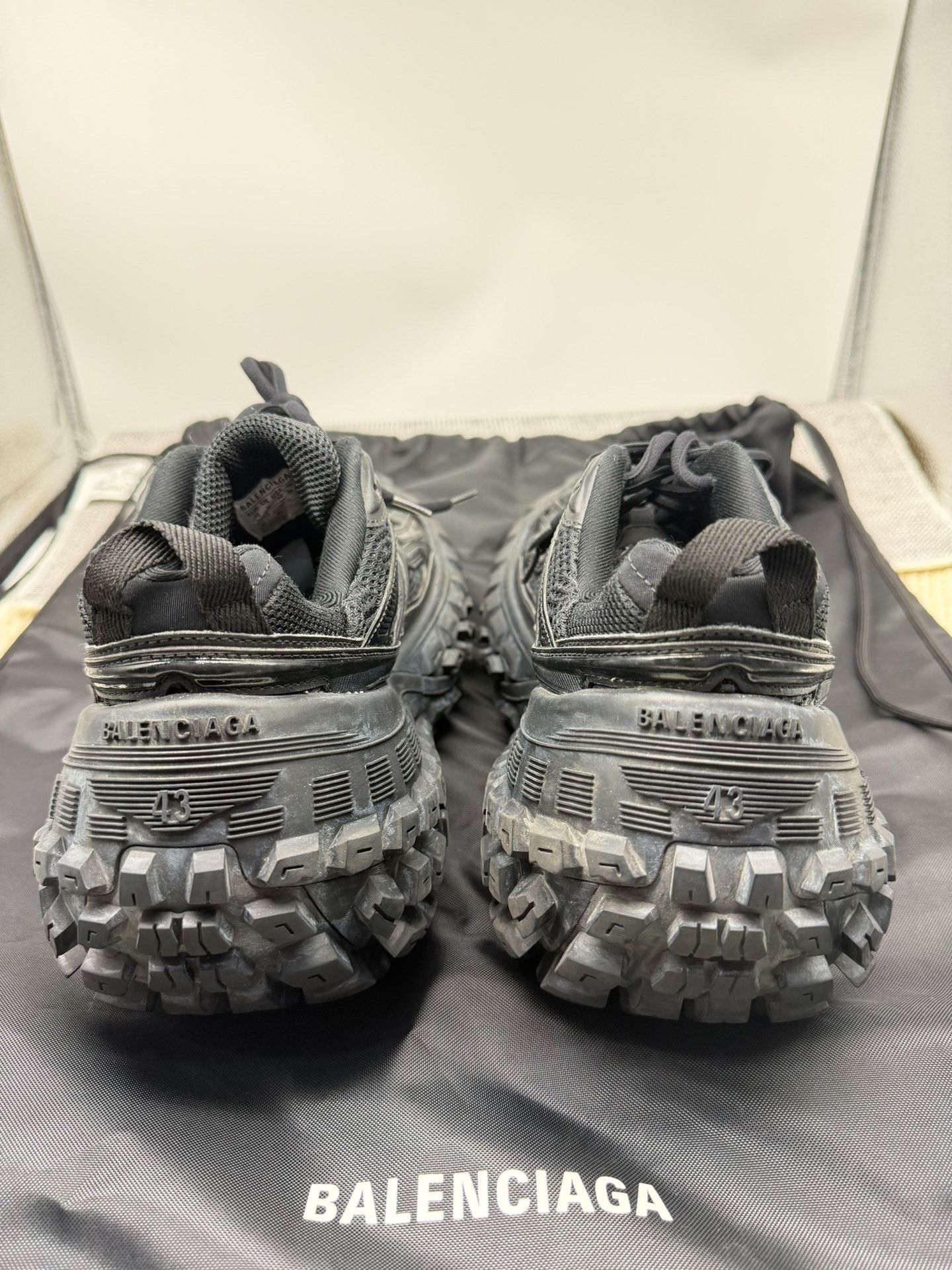Balenciaga Balenciaga Black Tire Shoes Size 43 Size US 10 / EU 43 - 4 Thumbnail