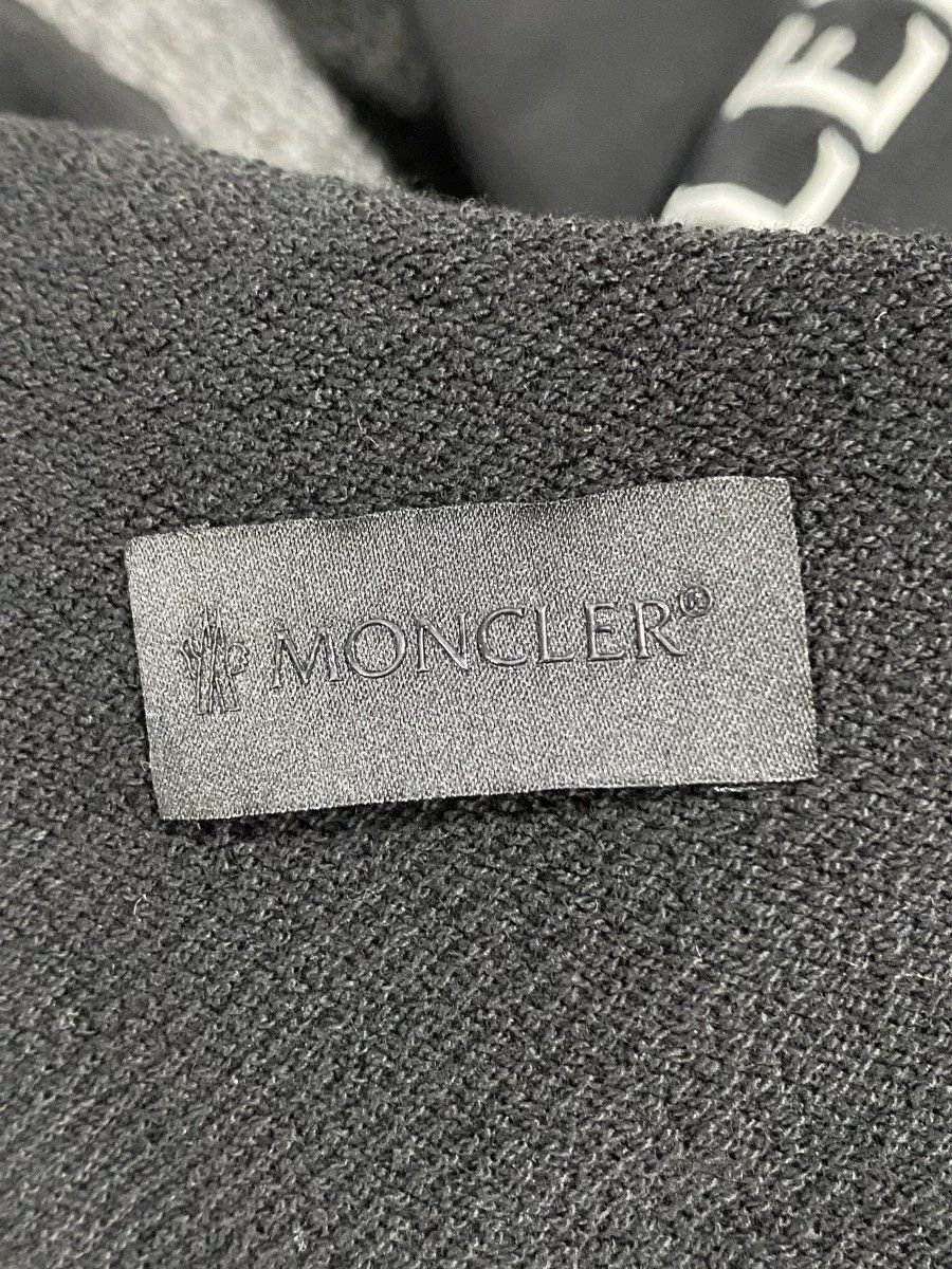Moncler Moncler Black Logo Embroidered Sweatpants Size US 26 / EU 42 - 4 Thumbnail