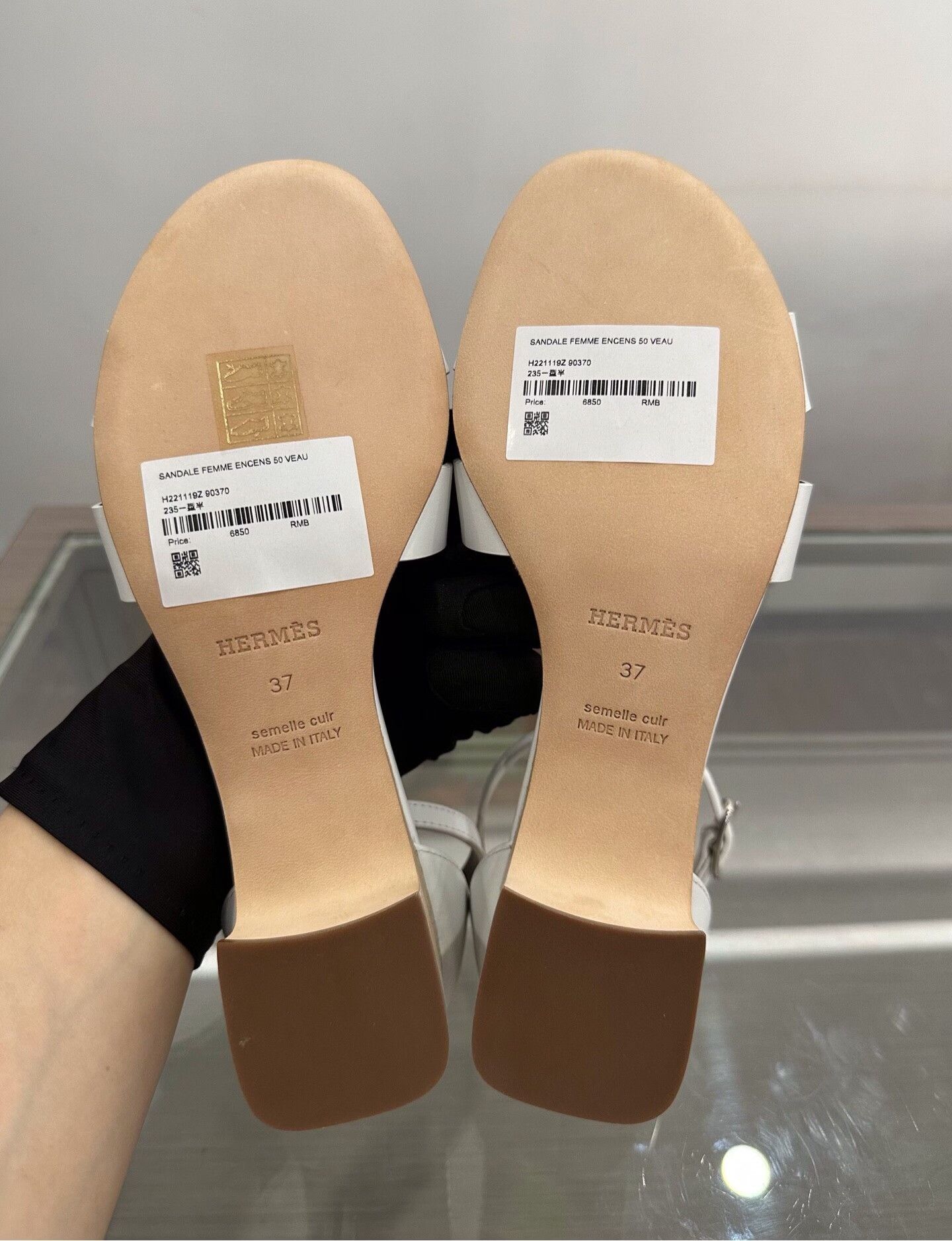 Hermes Hermes White H Logo Tower Buckle Sandals Size US 6 / IT 36 - 6 Thumbnail