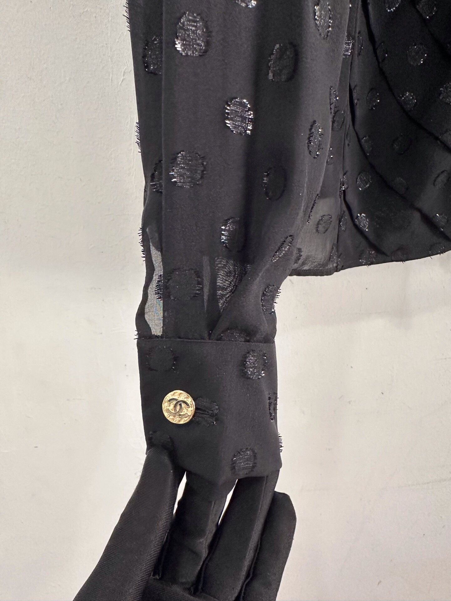 Chanel Chanel Black Polka Dot Silk Shirt Coat Size XS / US 0-2 / IT 36-38 - 5 Thumbnail