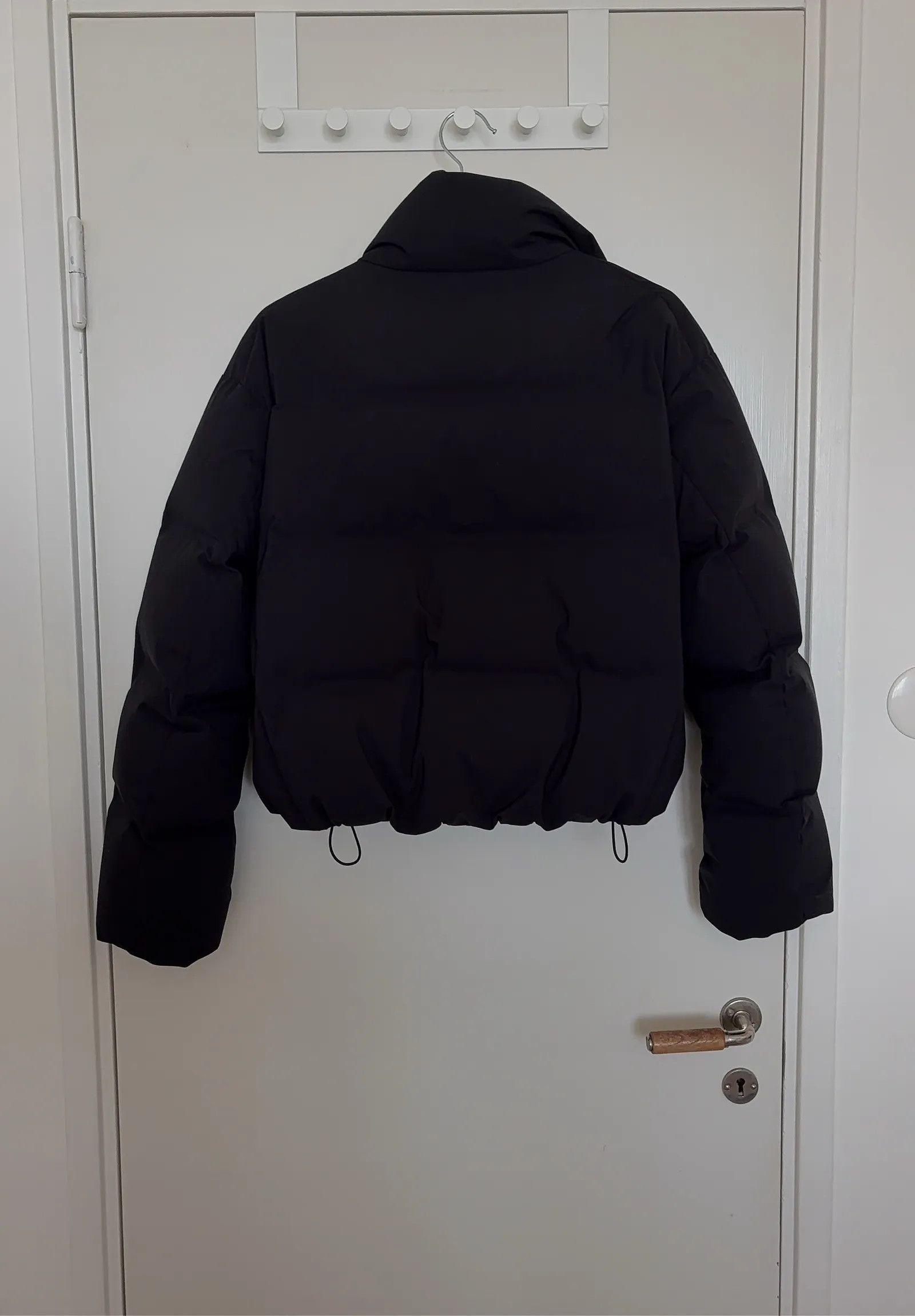 Uniqlo Uniqlo Seamless Down Short Jacket Down Jacket Size S / US 4 / IT 40 - 5 Thumbnail