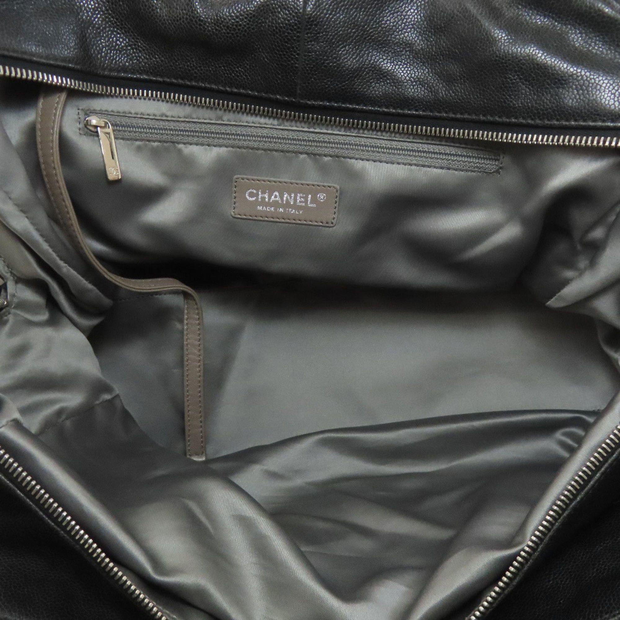 Chanel CHANEL Matelasse Silver Hardware Tote Bag in Grained Calfskin for Women Size ONE SIZE - 5 Thumbnail