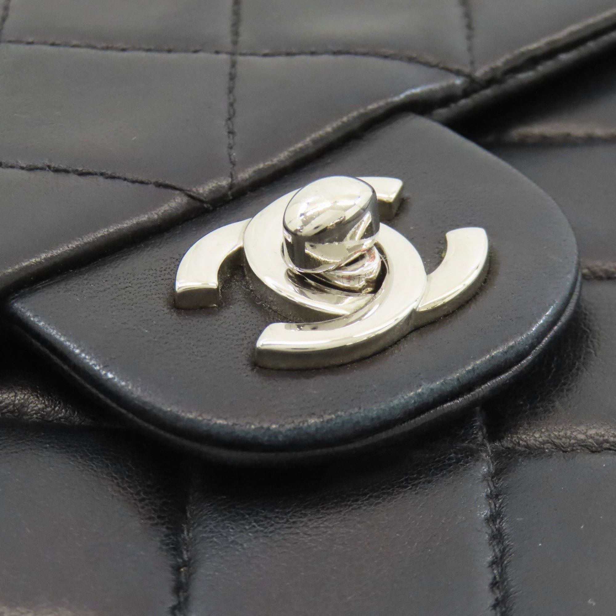 Chanel Chanel Matelasse Chain Shoulder Bag with Silver Hardware, Lambskin, Women's, CHANEL Size ONE SIZE - 19 Thumbnail