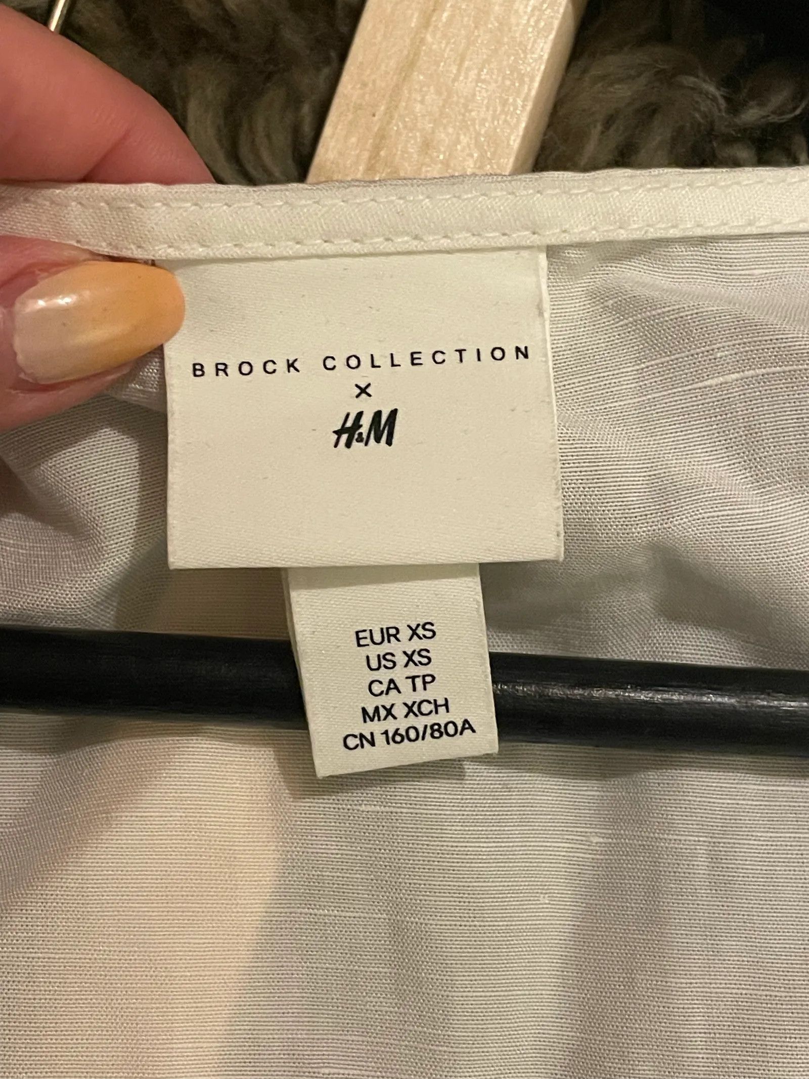 Brock Collection Brock Collection x H&M Blouse Size XS / US 0-2 / IT 36-38 - 2 Thumbnail
