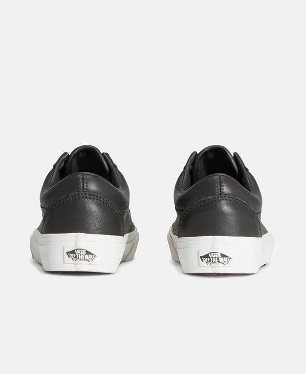Vans Old Skool Sneakers Size US 7 / EU 40 - 2 Thumbnail