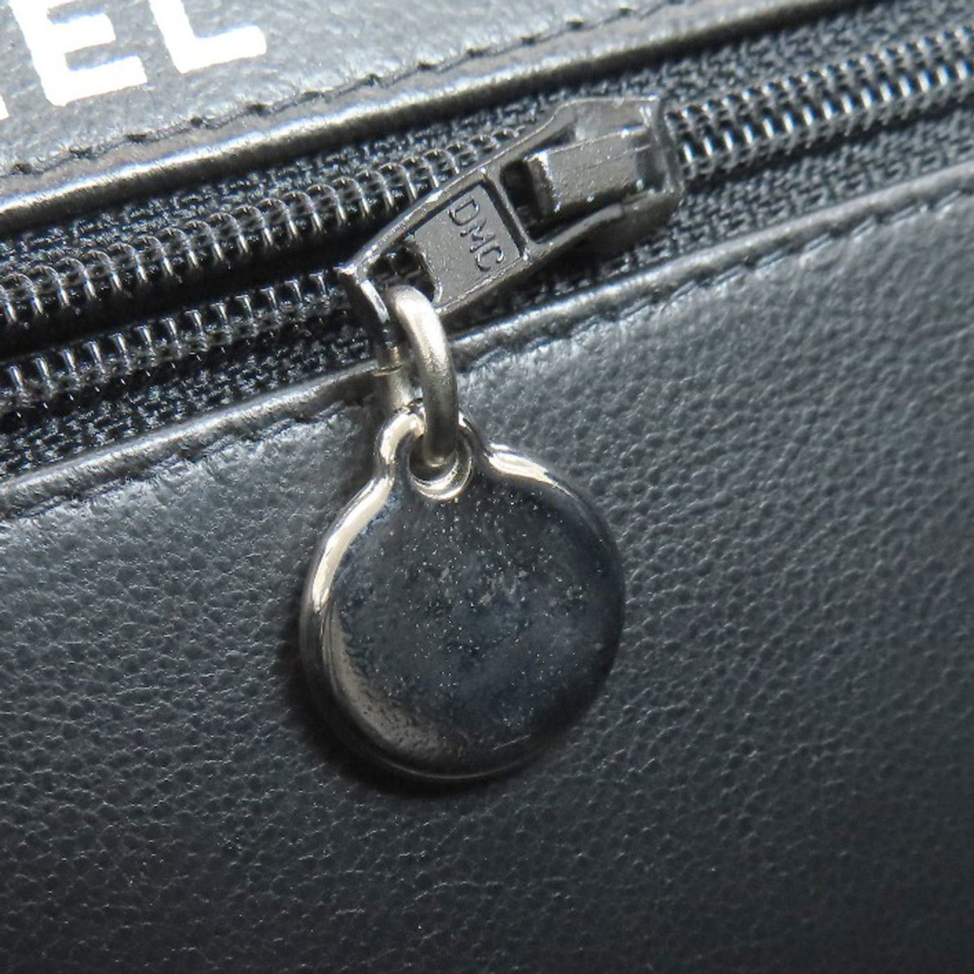 Chanel CHANEL Matelasse Double-Face Handbag in Grained Calfskin with Silver Hardware, Women's Size ONE SIZE - 12 Thumbnail