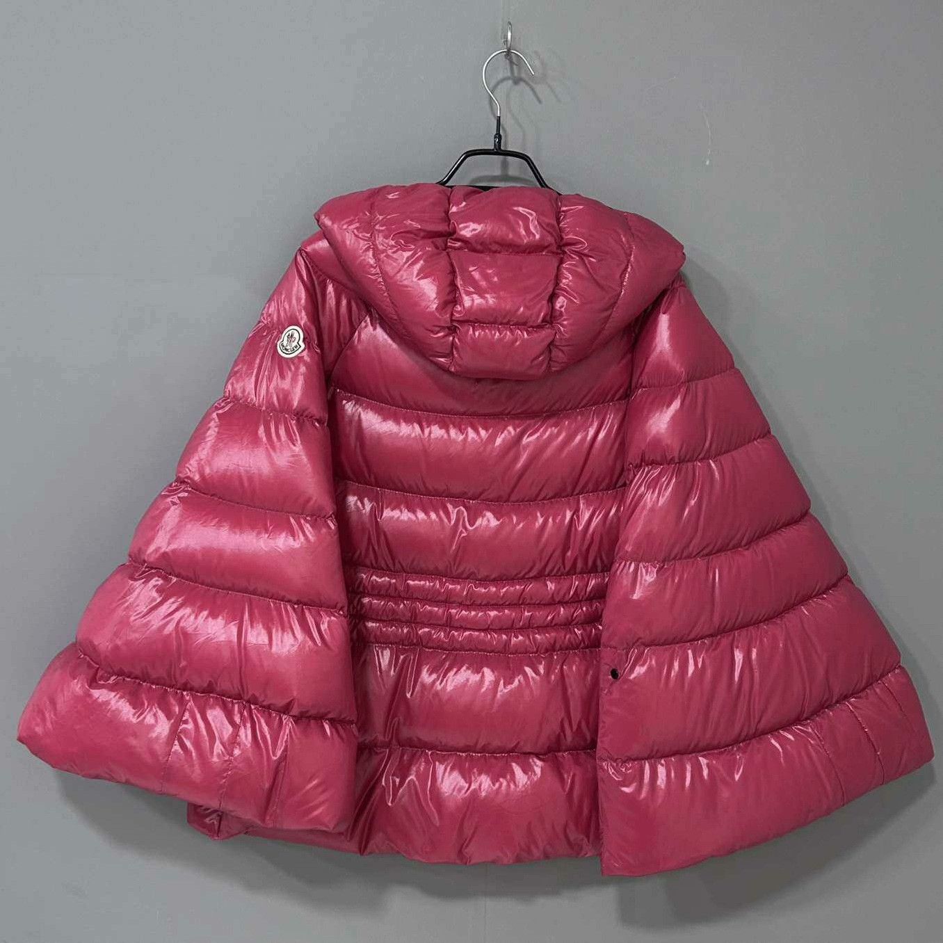 Moncler Moncler Pink Cape Logo Down Jacket Size L / US 10 / IT 46 - 3 Thumbnail