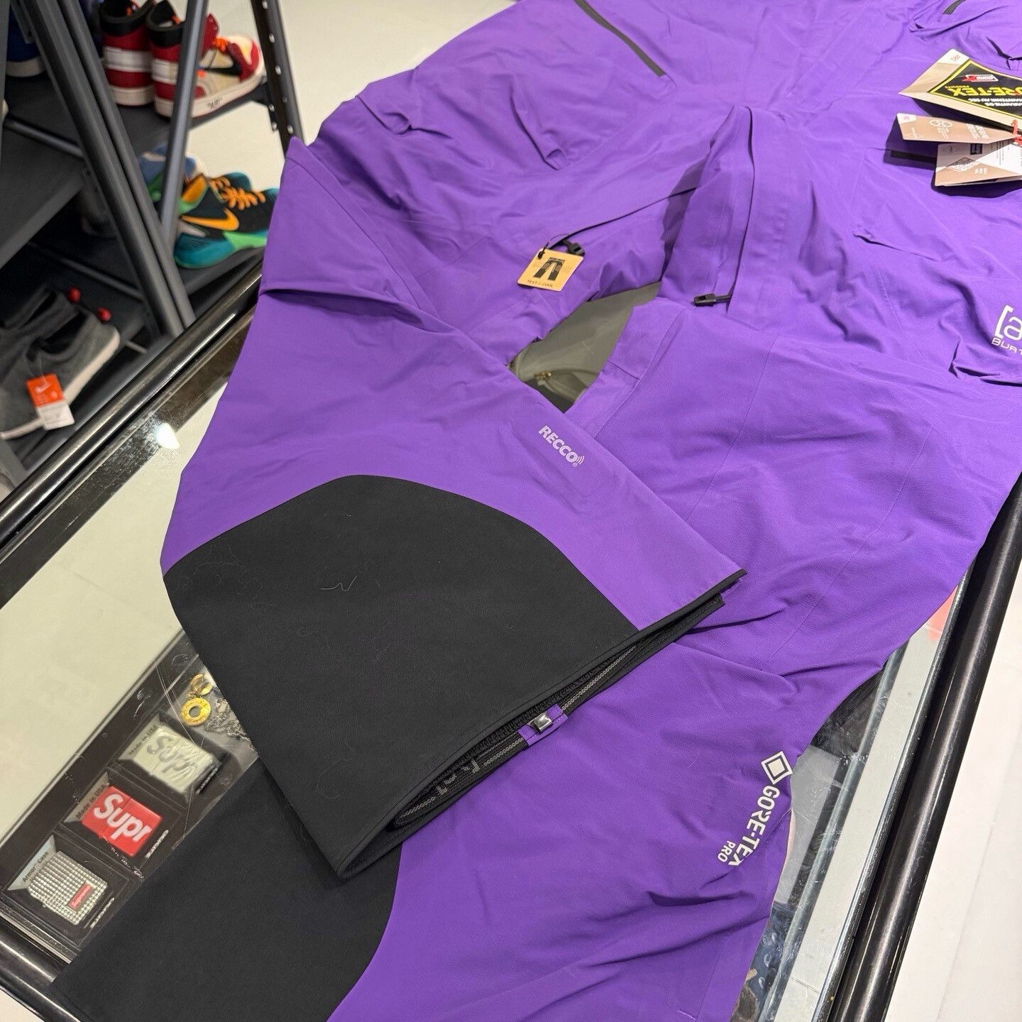 Burton BURTON AK457 GORE-TEX PRO Guide Ski Pants Size US 28 / EU 44 - 7 Thumbnail