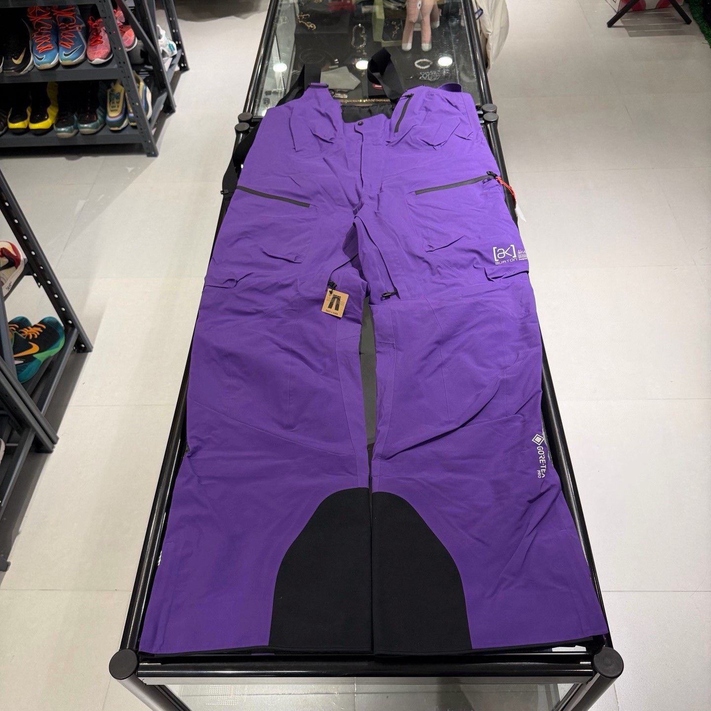 Burton BURTON AK457 GORE-TEX PRO Guide Ski Pants Size US 28 / EU 44 - 2 Thumbnail
