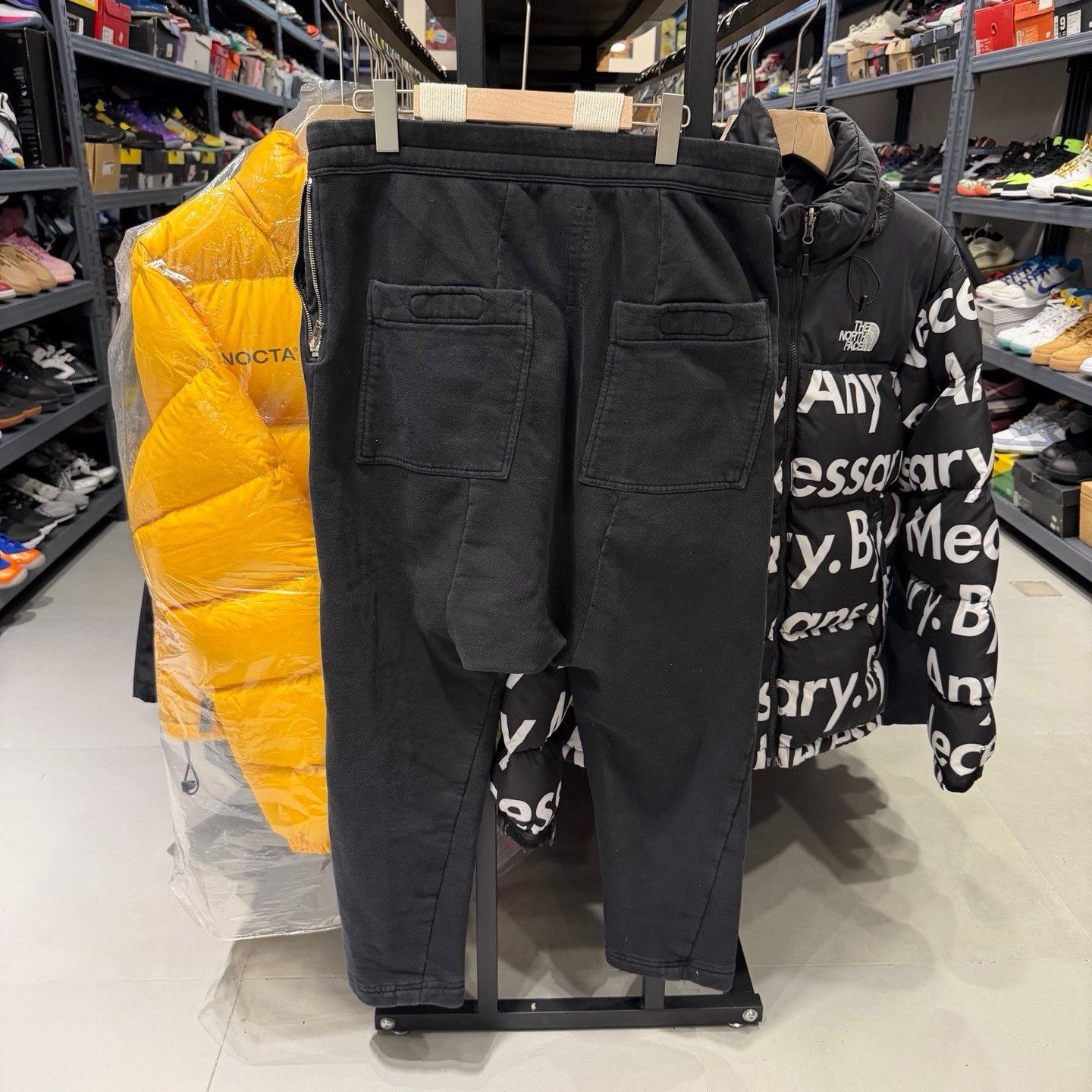 Rick Owens Rick Owens Men's Black Long Pants Size US 26 / EU 42 - 6 Thumbnail