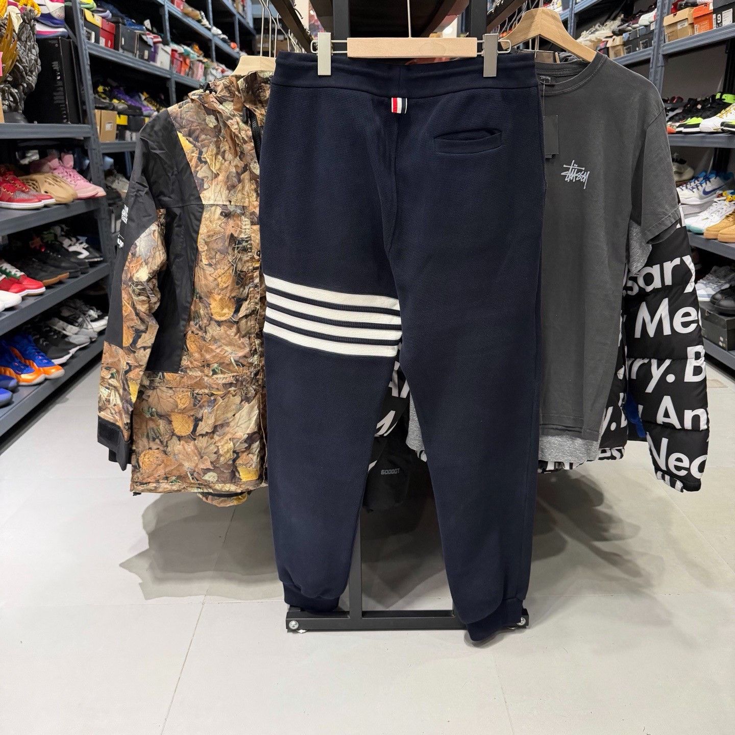 Thom Browne Thom Browne Classic Stripe Waffle Pants Size US 26 / EU 42 - 2 Thumbnail