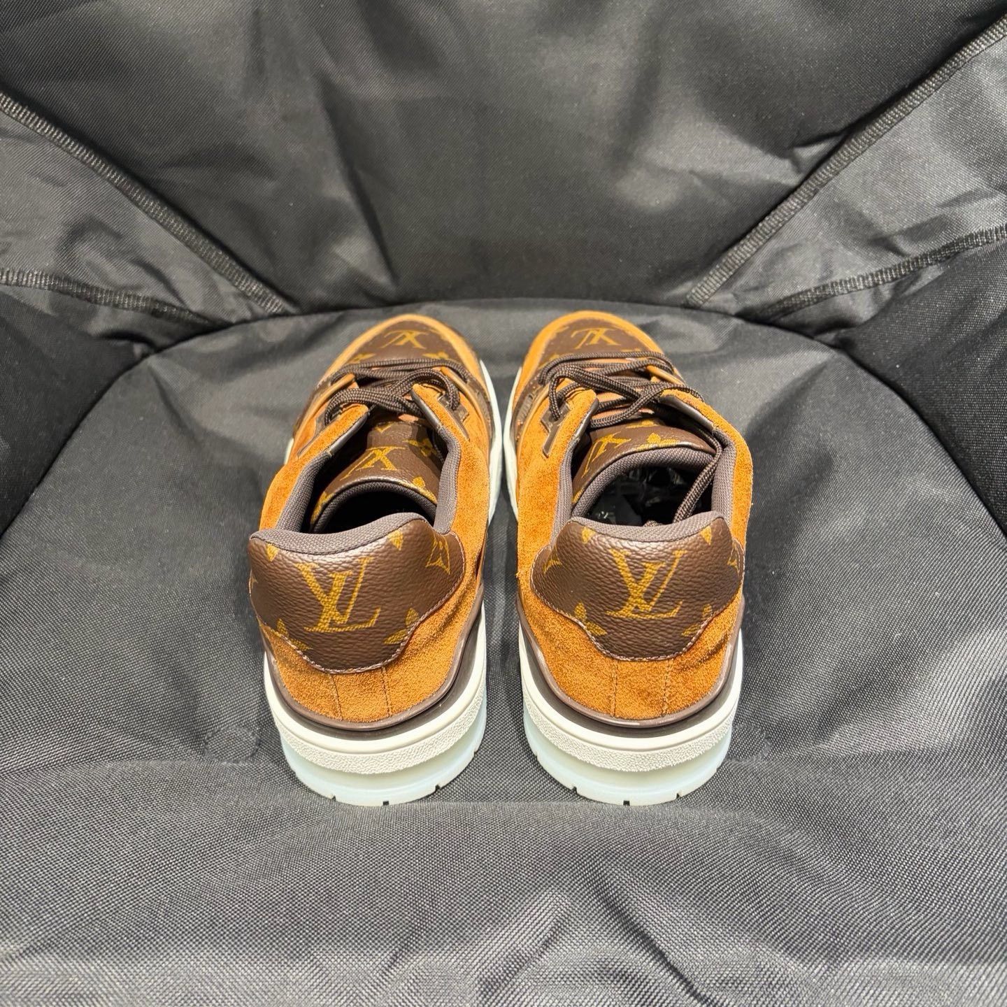 Louis Vuitton Louis Vuitton LV Trainer Size US 8.5 / EU 41-42 - 9 Thumbnail