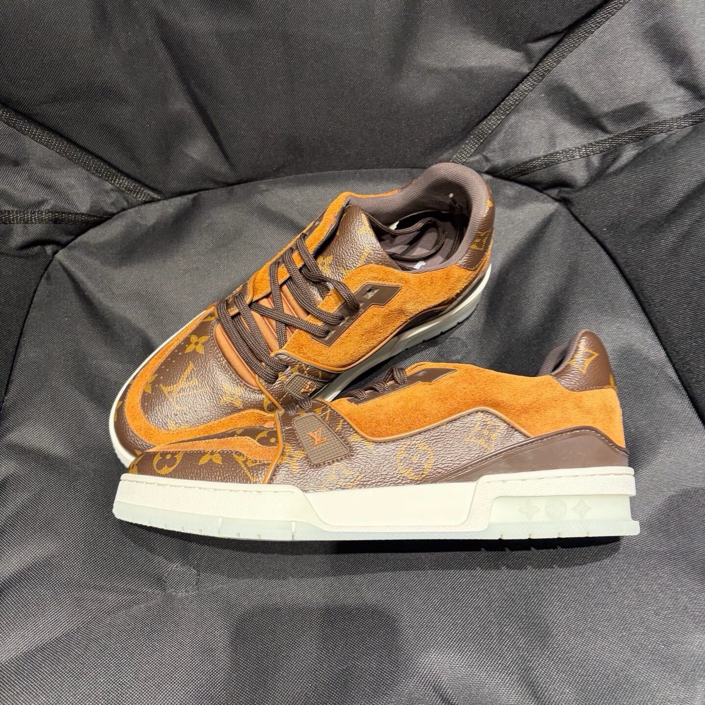 Louis Vuitton Louis Vuitton LV Trainer Size US 8.5 / EU 41-42 - 7 Thumbnail
