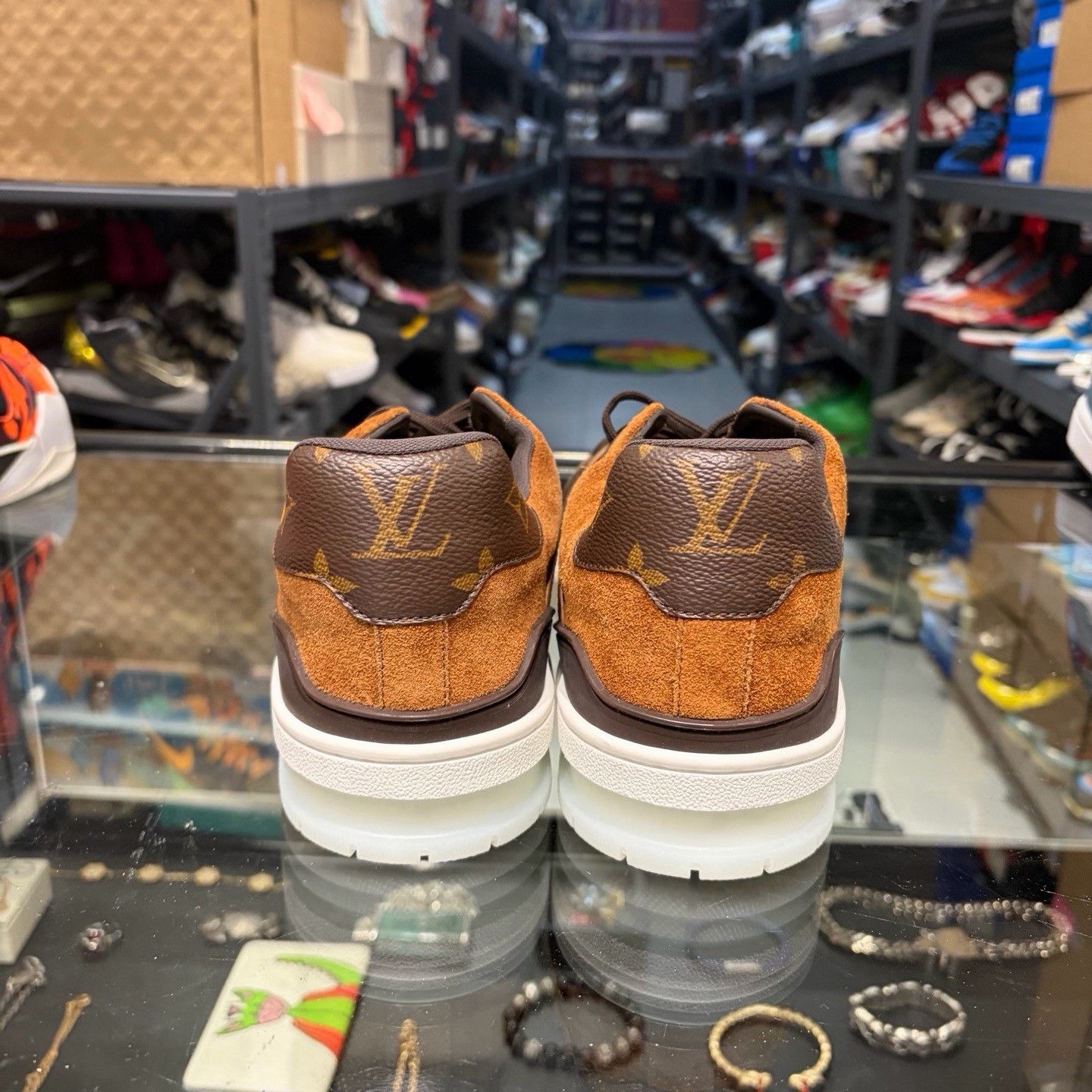 Louis Vuitton Louis Vuitton LV Trainer Size US 8.5 / EU 41-42 - 3 Thumbnail