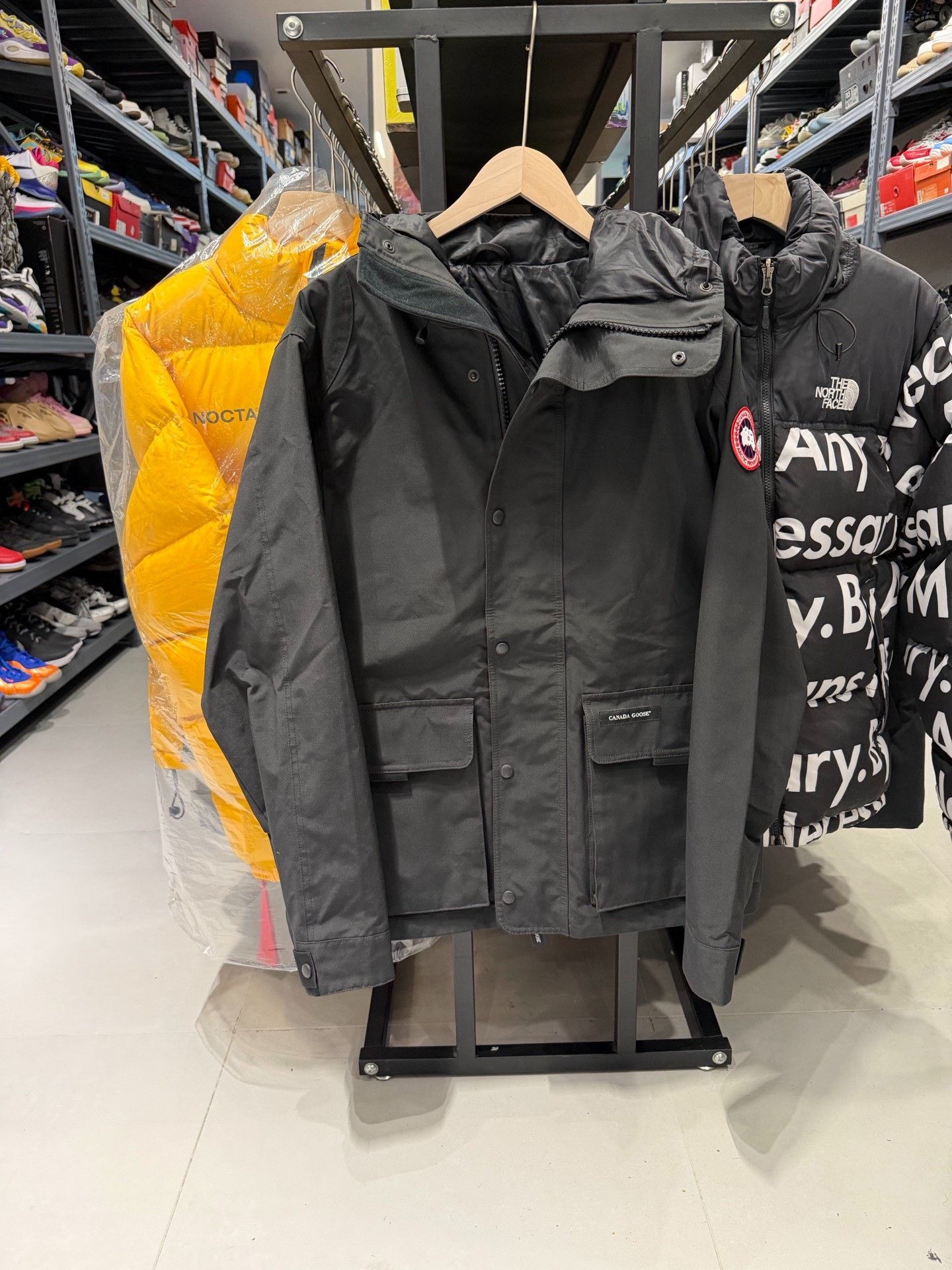 Canada Goose Canada Goose Lockeport Men's Lightweight Jacket Size US L / EU 52-54 / 3 - 6 Thumbnail