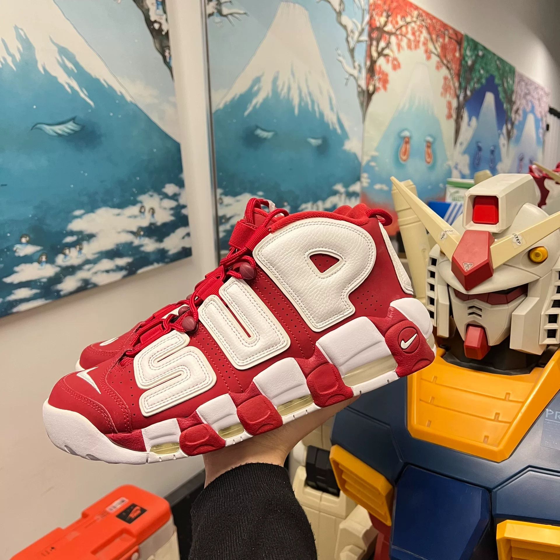 Supreme Supreme Air Pippen Uptempo Red Size US 11.5 / EU 44-45 - 2 Thumbnail