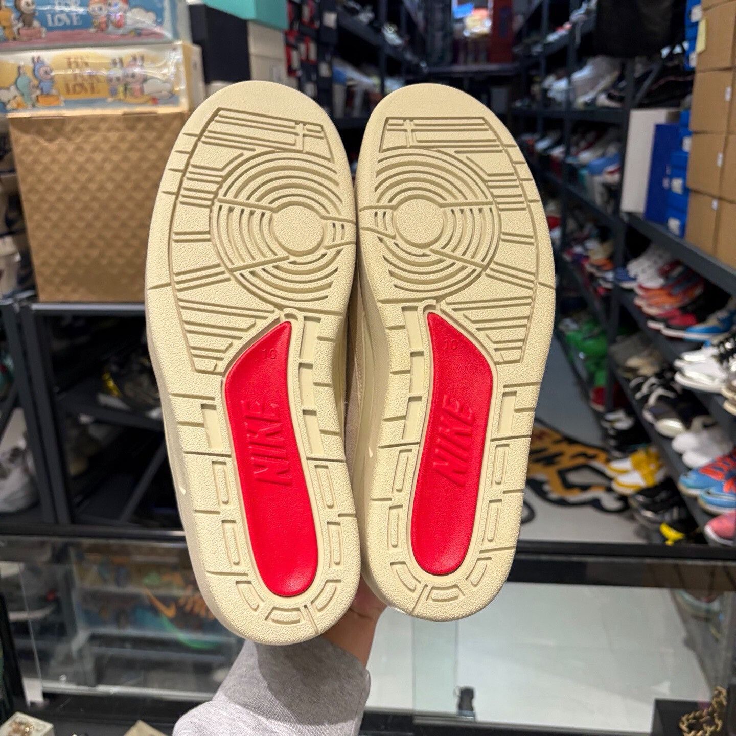Just Don Air Jordan 2 Retro Just Don Size US 10 / EU 43 - 4 Thumbnail