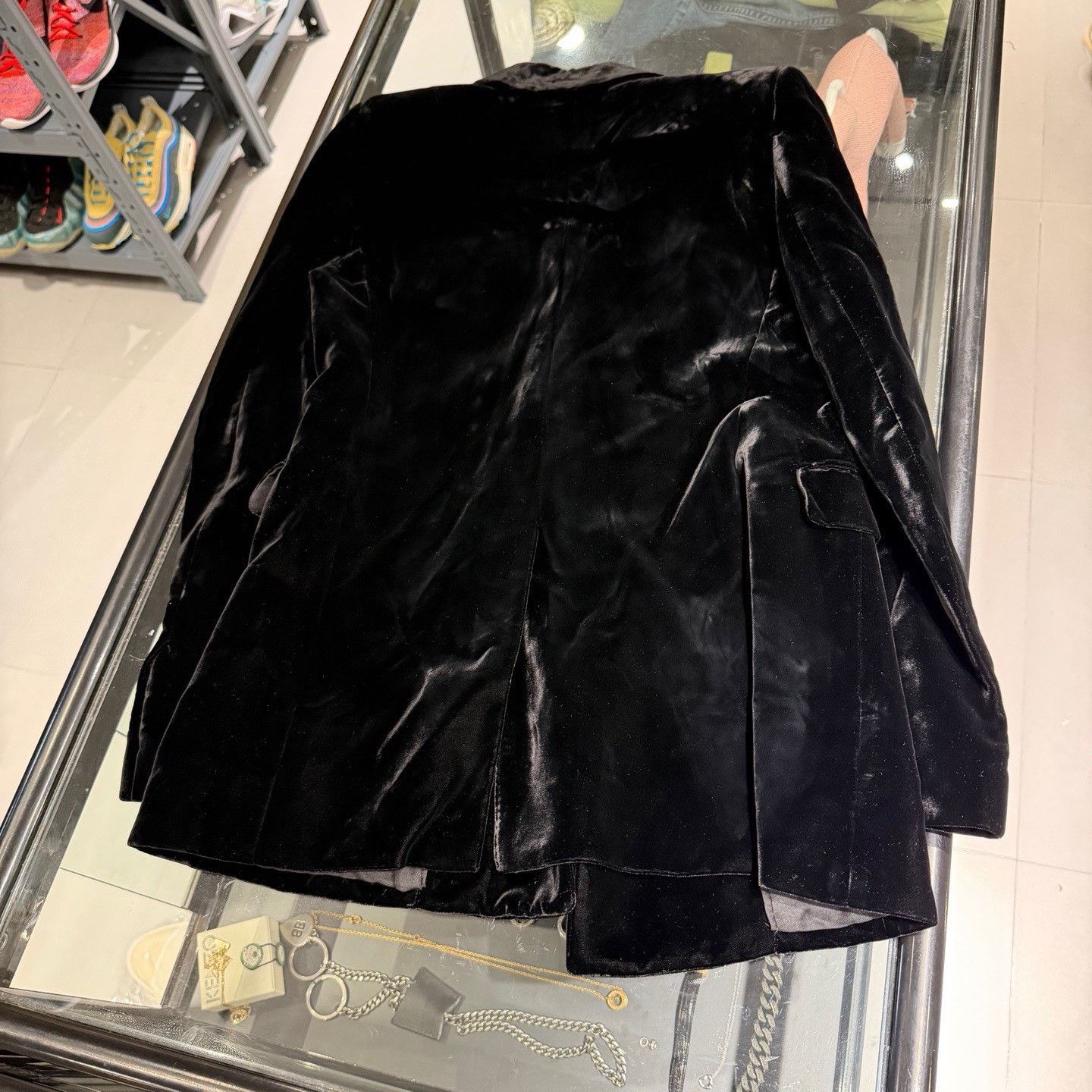Saint Laurent Paris Saint Laurent Velvet Blazer Size XXS / US 00 / IT 34 - 2 Thumbnail