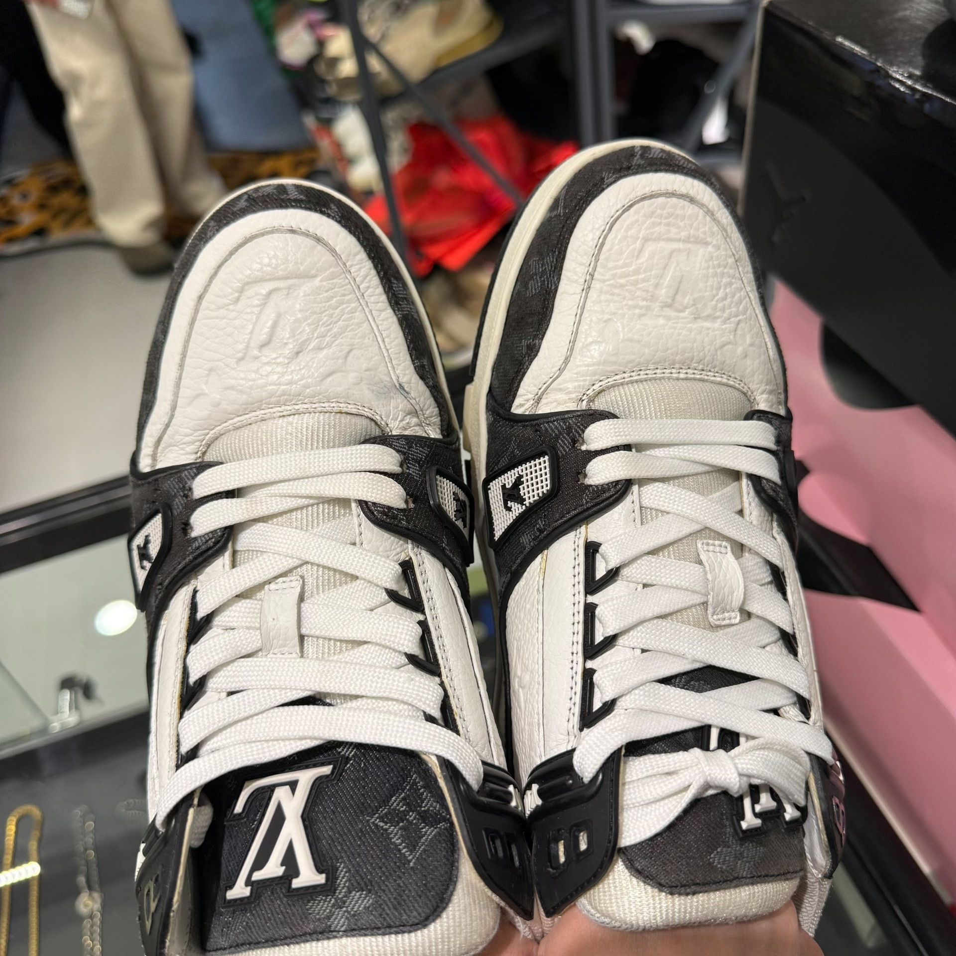 Louis Vuitton Louis Vuitton LV Trainer Panda Size US 9.5 / EU 42-43 - 4 Thumbnail