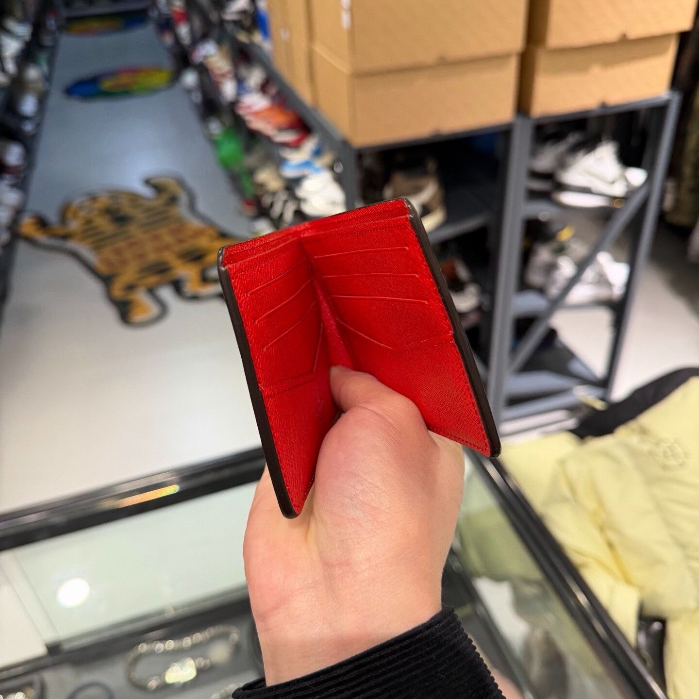 Louis Vuitton Louis Vuitton x Supreme Fold Wallet Red Size ONE SIZE - 4 Thumbnail