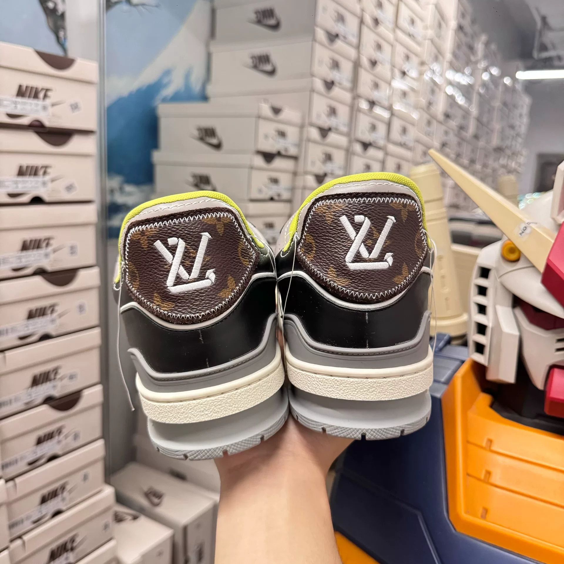 Louis Vuitton LV Trainer Runway Blue Black Size 44 Size US 10 / EU 43 - 3 Thumbnail