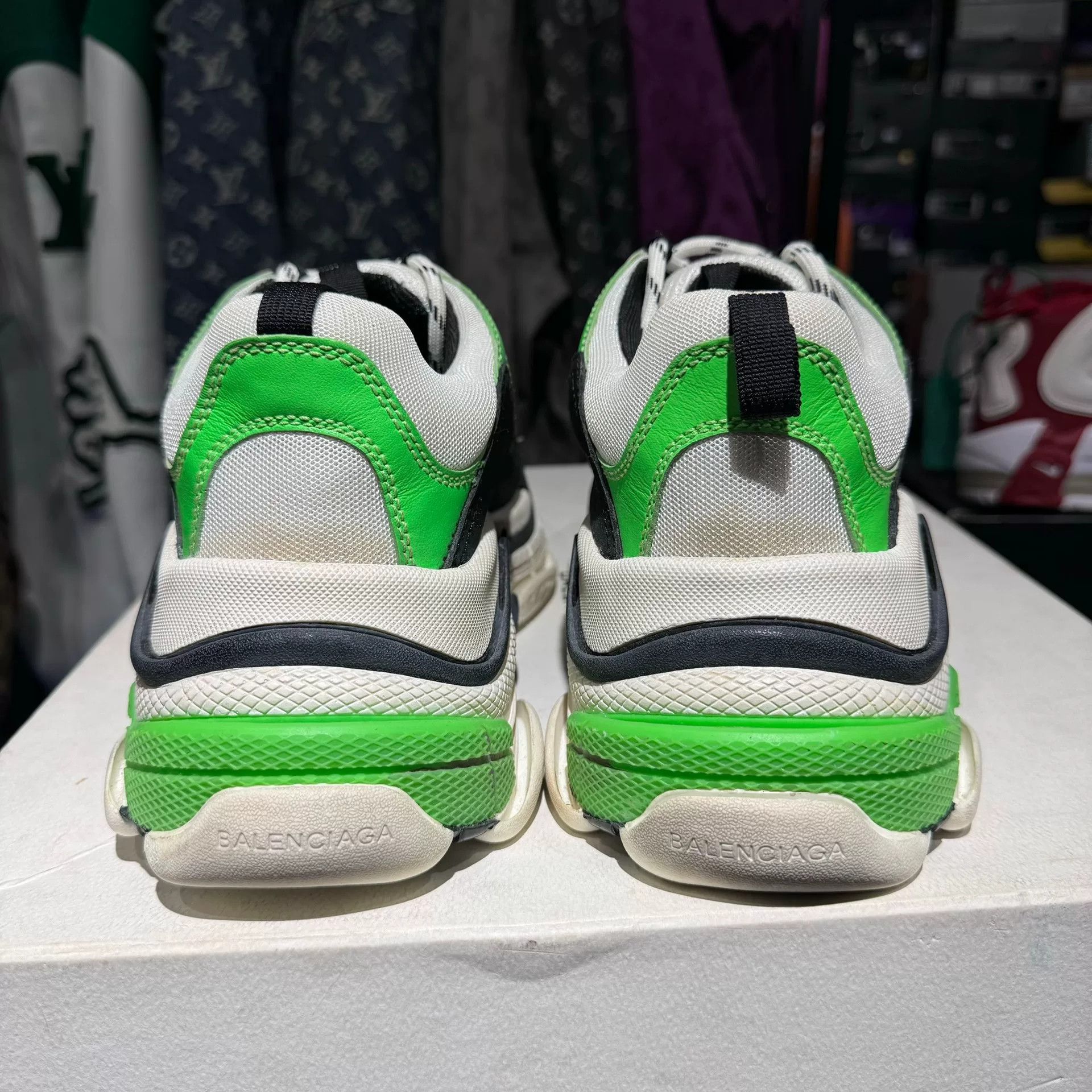 Balenciaga Balenciaga Triple S Green Distressed Size 42 Size US 9 / EU 42 - 7 Thumbnail
